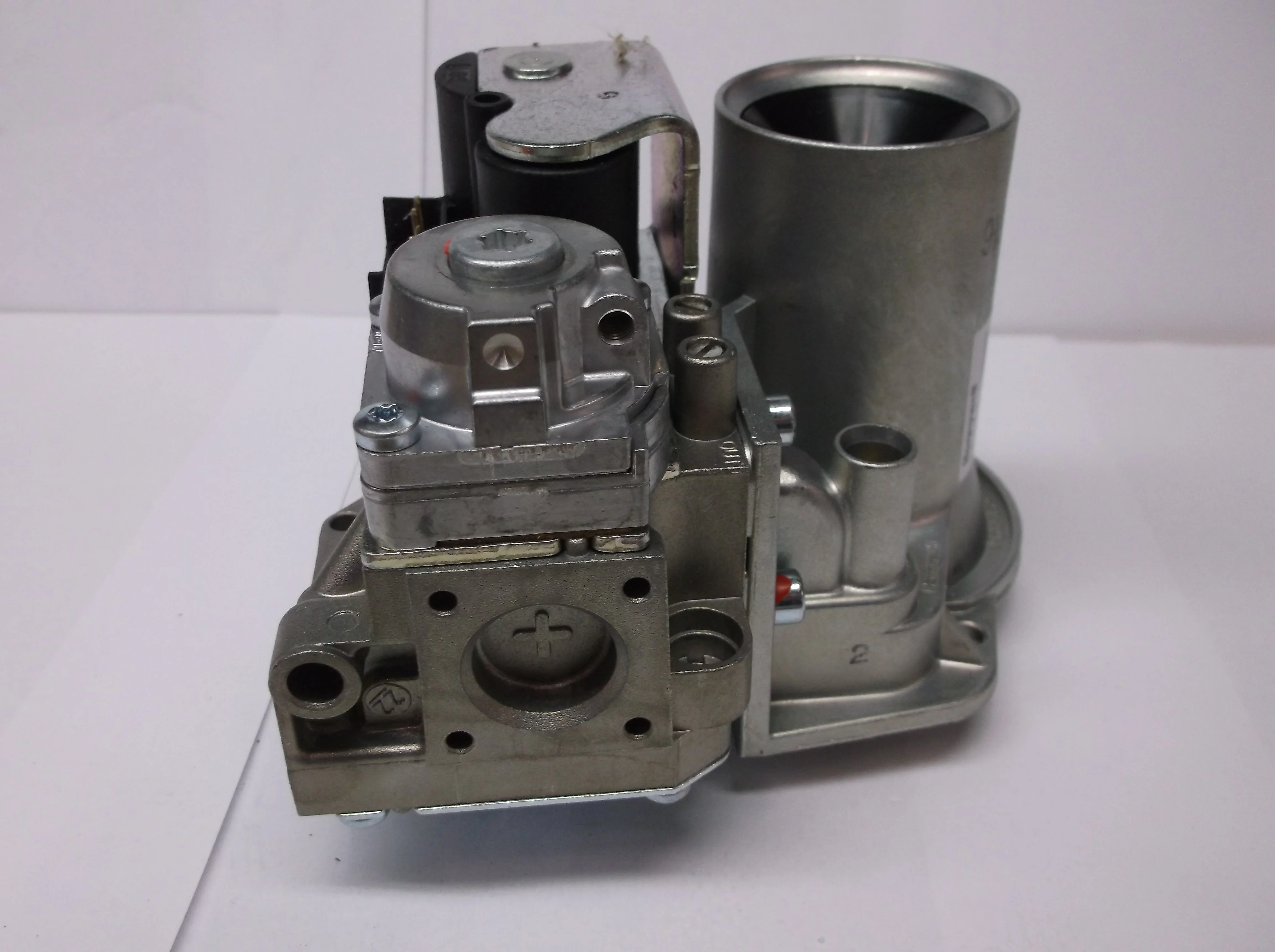 075 Gas Valve Kit Inlet: 1/2" NPT - Image 4