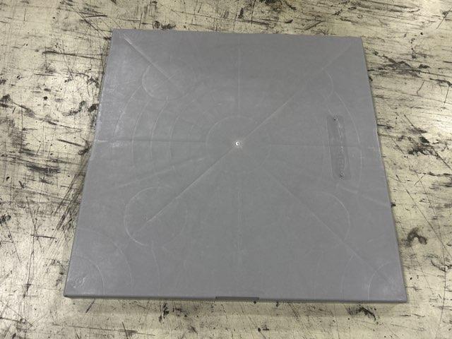 1/2" X 6' Electrical Whip with 60A 240V 3-Wire Disconnect, Gray Equipment Pad, and 24V Thermostat - Image 3