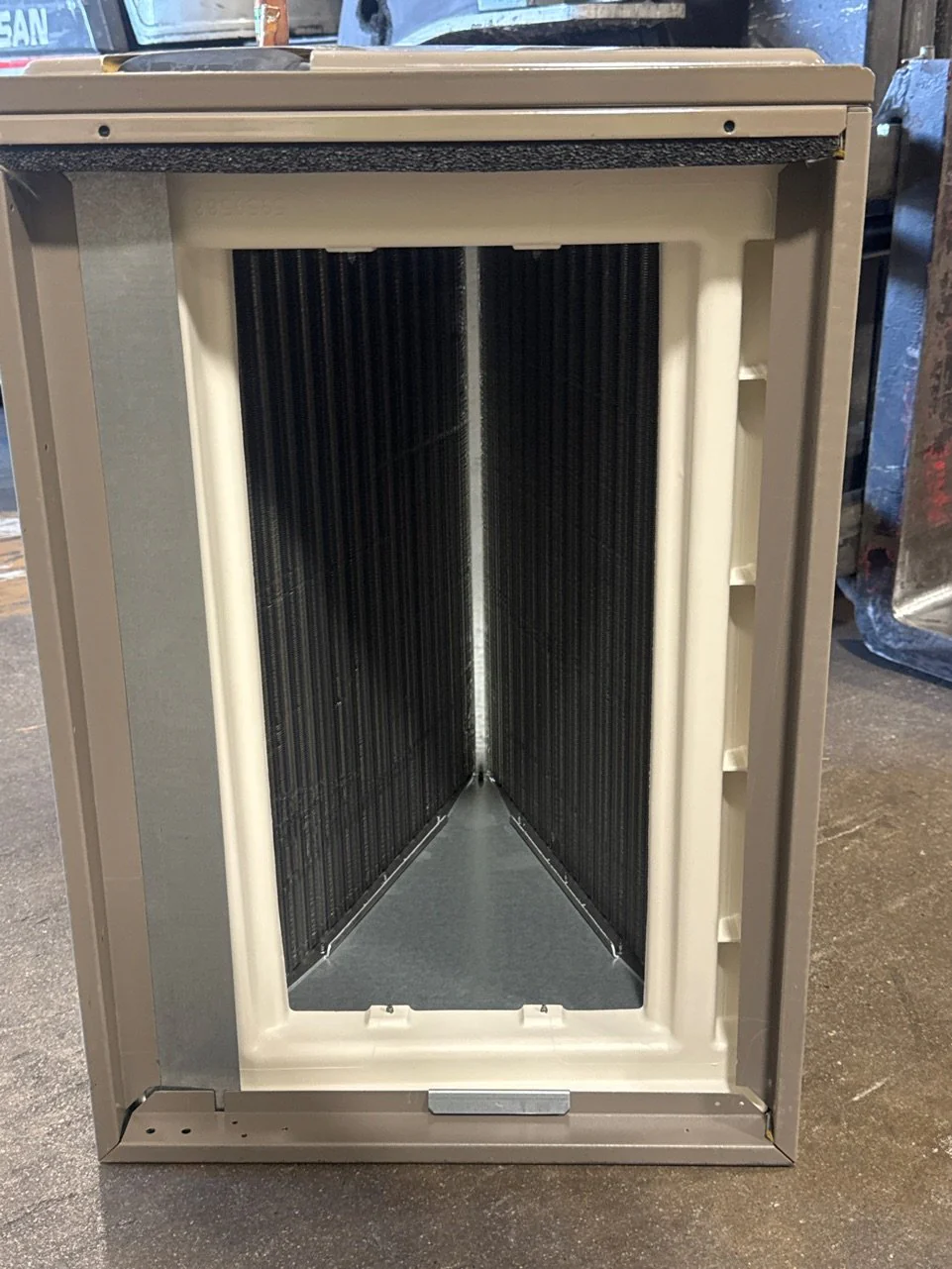 1.5 Ton AC/HP Upflow/Downflow Cased A Coil, R410A CFM 600 - Image 3