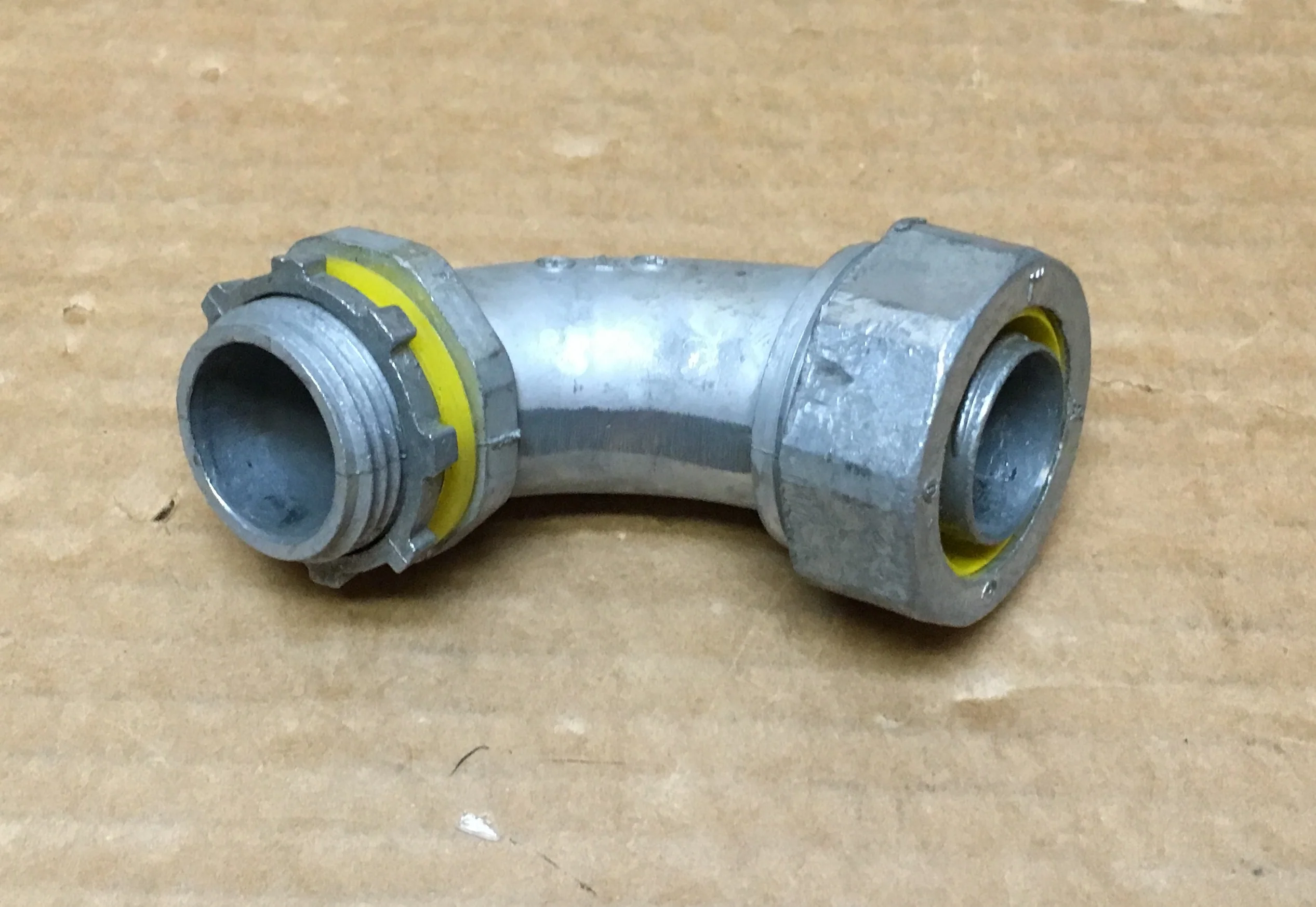 1" X 90 DEG SEAL TIGHT CONNECTIONS, 5 PER BOX - Image 4
