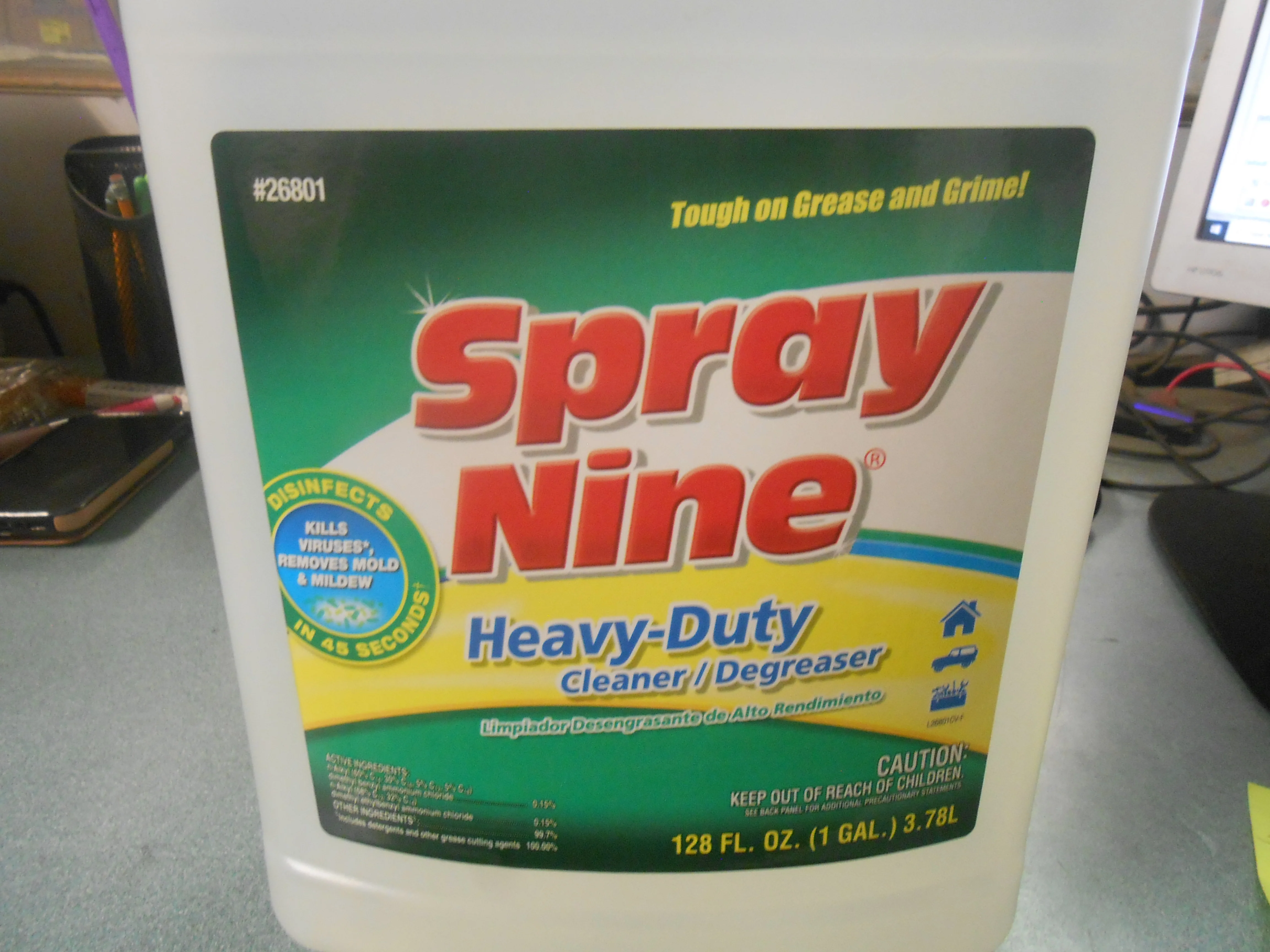 1 GALLON SPRAY NINE HEAVY DUTY CLEANER AND DEGREASER - Image 2