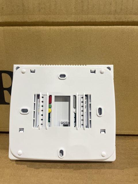 1 Heat/1 Cool, Conventional, Non-Programmable 24 V Thermostat - Image 2
