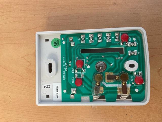 1 Heat/1 Cool, Mechanical 24 V Heat Pump/Conventional Thermostat - Image 2
