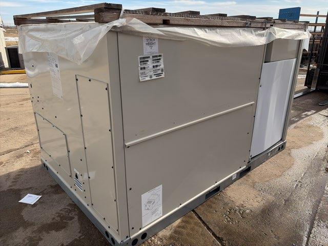 10 Ton Two-Stage Convertible Packaged Air Conditioning Unit, 11.2 EER, 208-230/60/3, R410A - Image 2