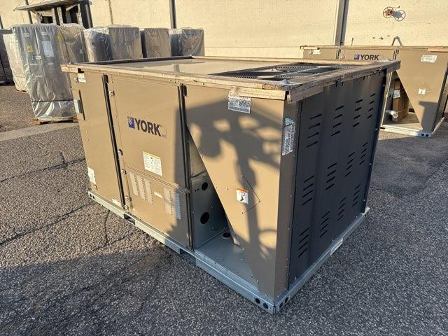 10 Ton Two-Stage Convertible Packaged Air Conditioning Unit, 14.8 EER, 460/60/3, R410A 36 KW - Image 3