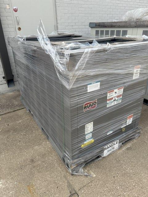 10 Ton Two Stage Split-System Heat Pump 208-230/60/3 R410A 11.2 EER - Image 3