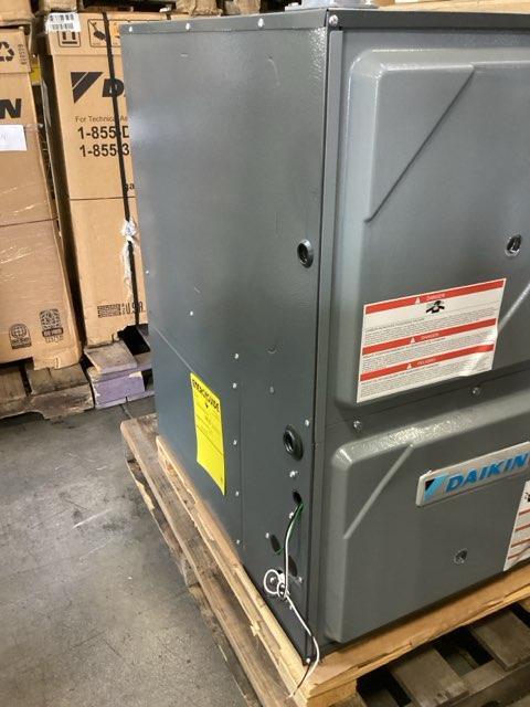 100,000 BTU Low NOx 1-Stg Downflow/Horizontal ECM Multi Speed Gas Furnace 95% 115/60/1 CFM: 2000 - Image 2