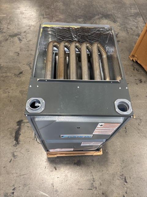 100,000 BTU Low NOx 2-Stg Upflow/Horizontal ECM Multi Speed Gas Furnace 96% 115/60/1 CFM: 2000 - Image 6