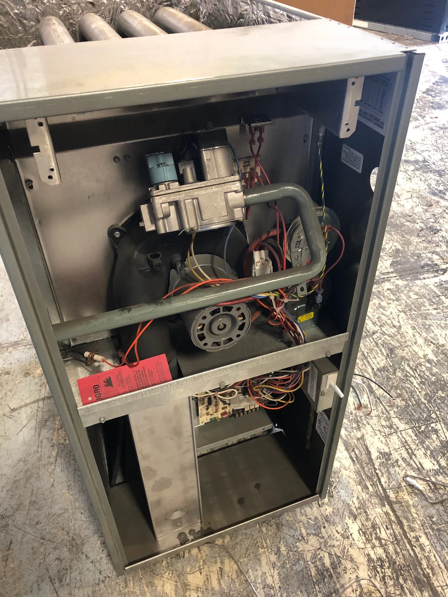 100,000 Btu 2 Stage PSC Downflow Natural Gas Furnace, 115/60/1, 80% - Image 4