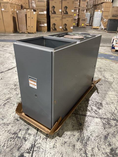 105,000 BTU Single-Stage Upflow ECM Variable Speed Oil Furnace 85% AFUE 120/60/1 CFM: 1400 - Image 2