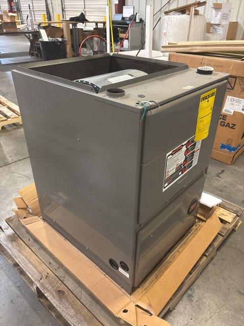 105,000 BTU Two-Stage Downflow/Horizontal ECM Variable Speed Gas Furnace 95% AFUE 115/60/1 CFM: 2000 - Image 3