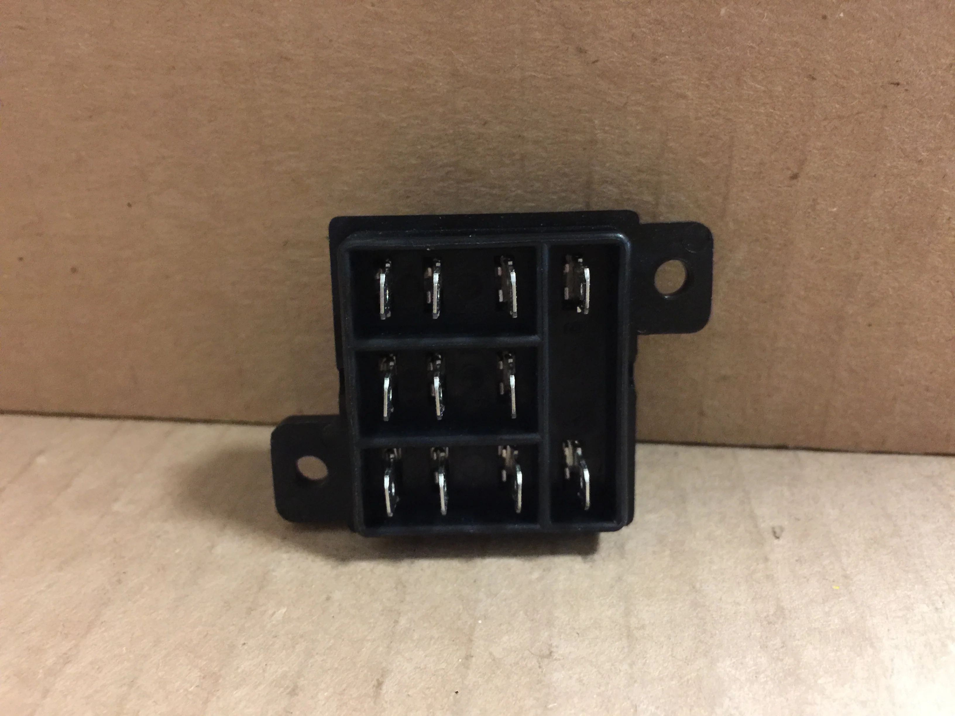11 Pin Relay Socket