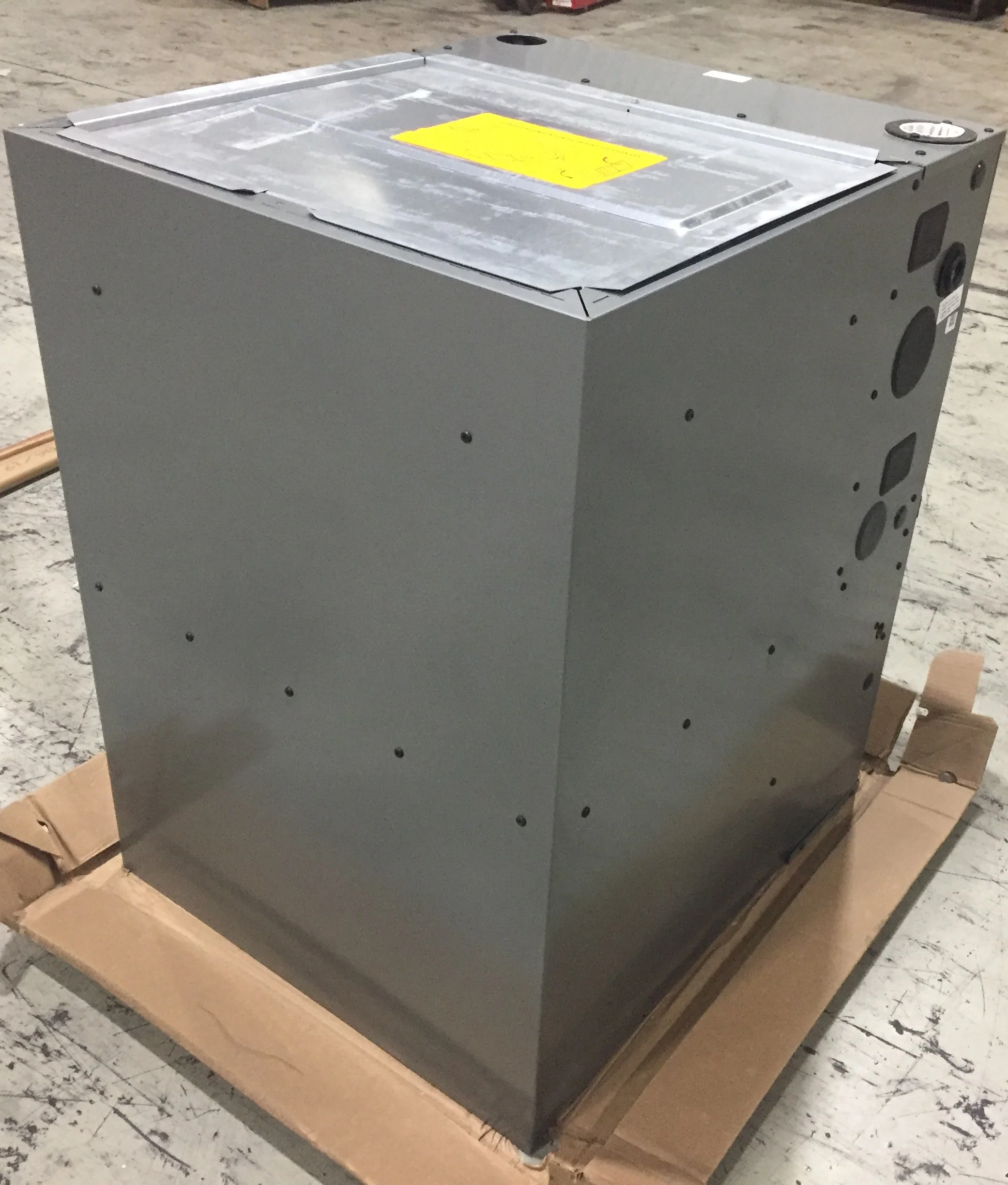 112,000 BTU 2-Stage Comm Compatible Modulating Upflow ECM Var Speed Gas Furnace; 98.6%, 115/60/1 - Image 4