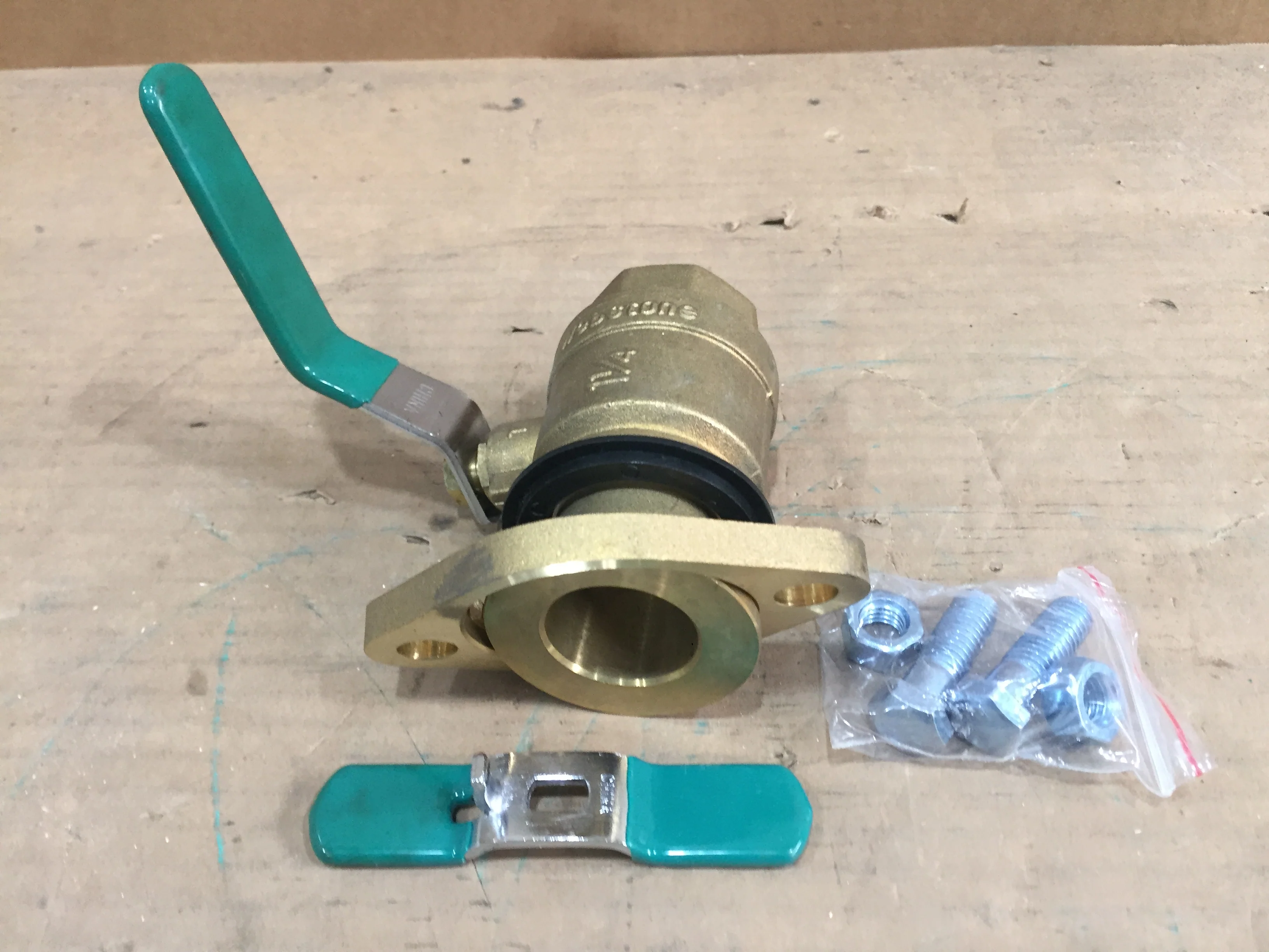 1-1/4" IPS X Flange Ball Valve with Rotating Flange - Image 3