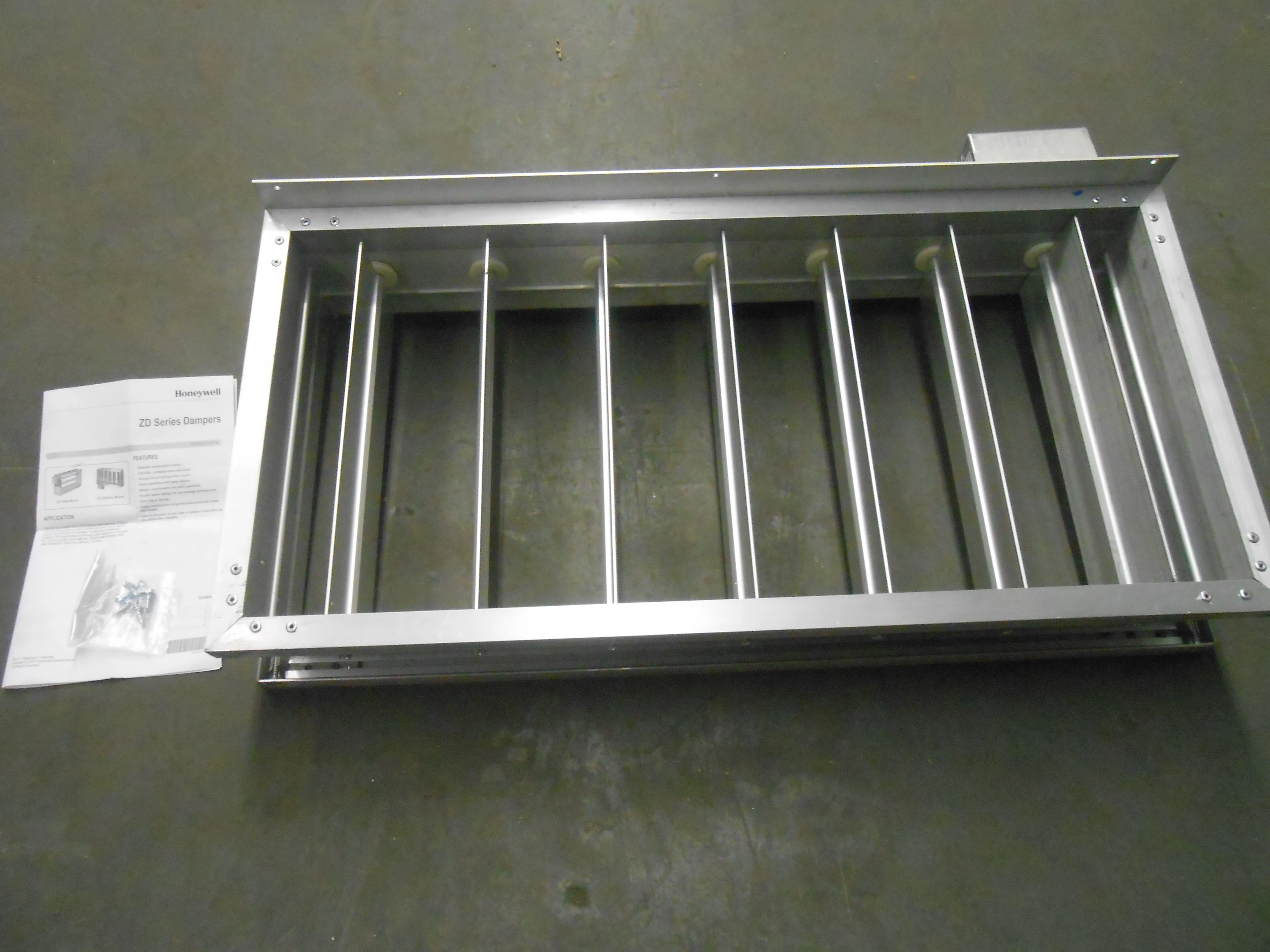 12" X 24" Automatic Rectangular Damper - Image 8