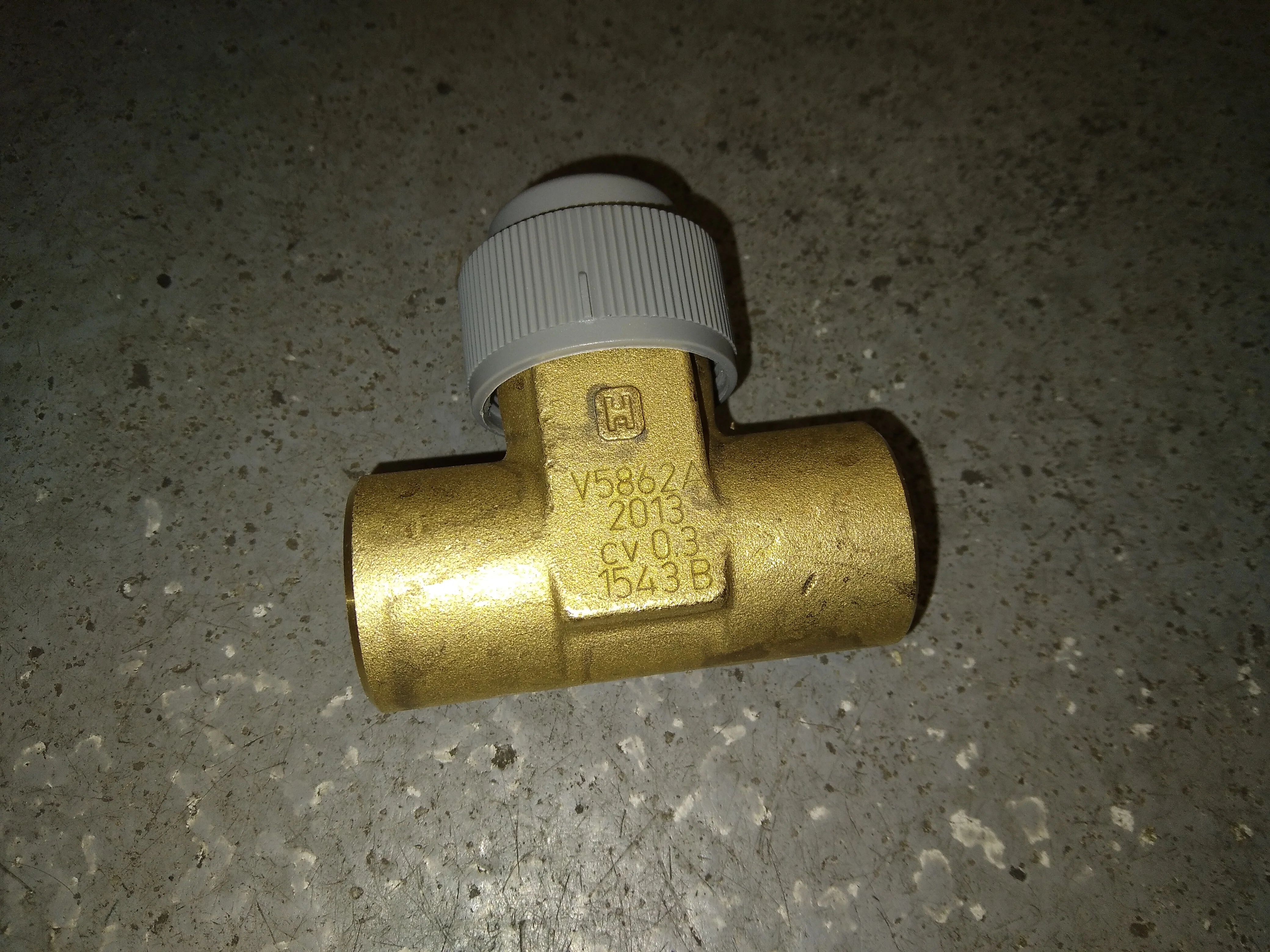 1/2" 2-Way Cartridge Globe Valve - Image 2