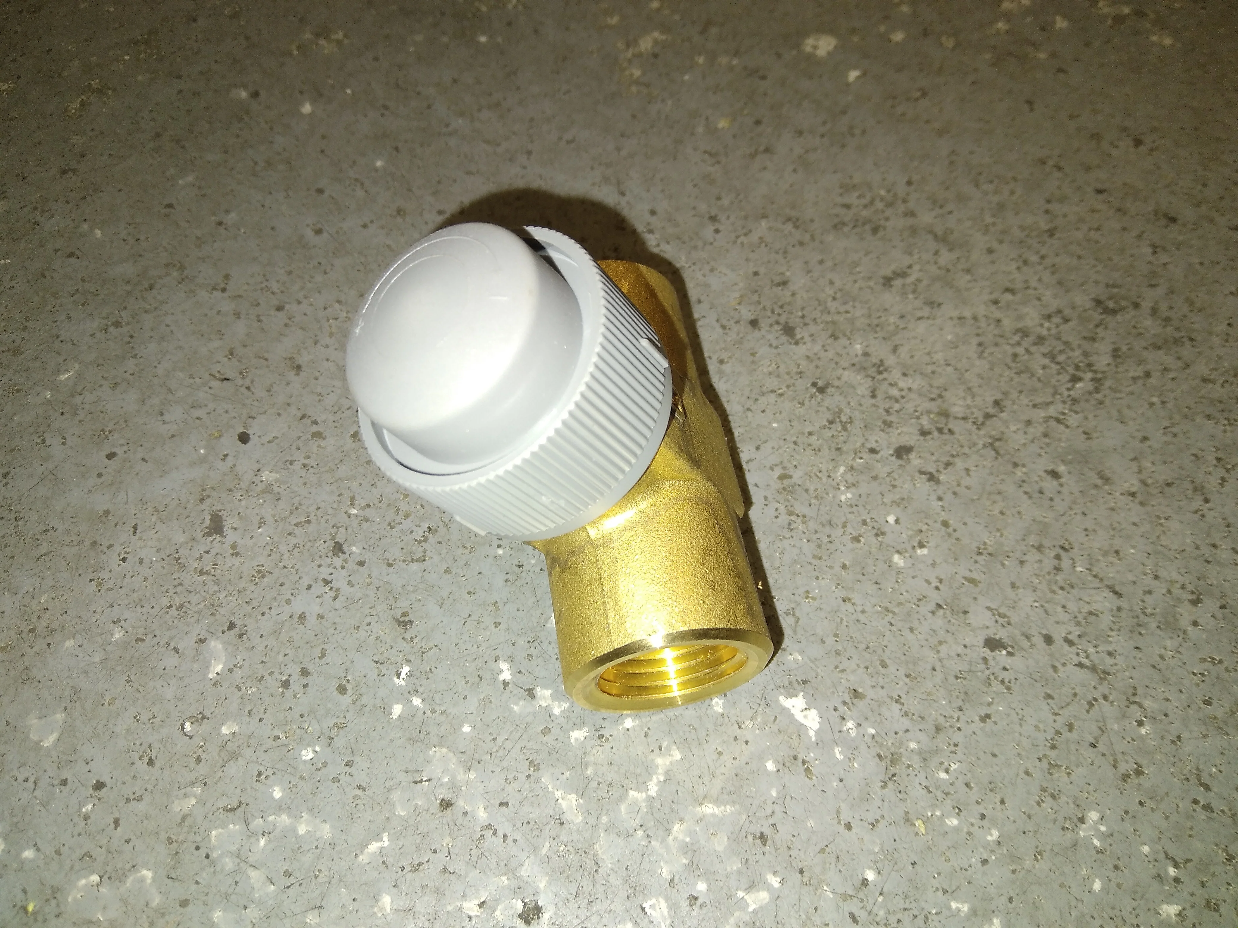 1/2" 2-Way Cartridge Globe Valve - Image 3
