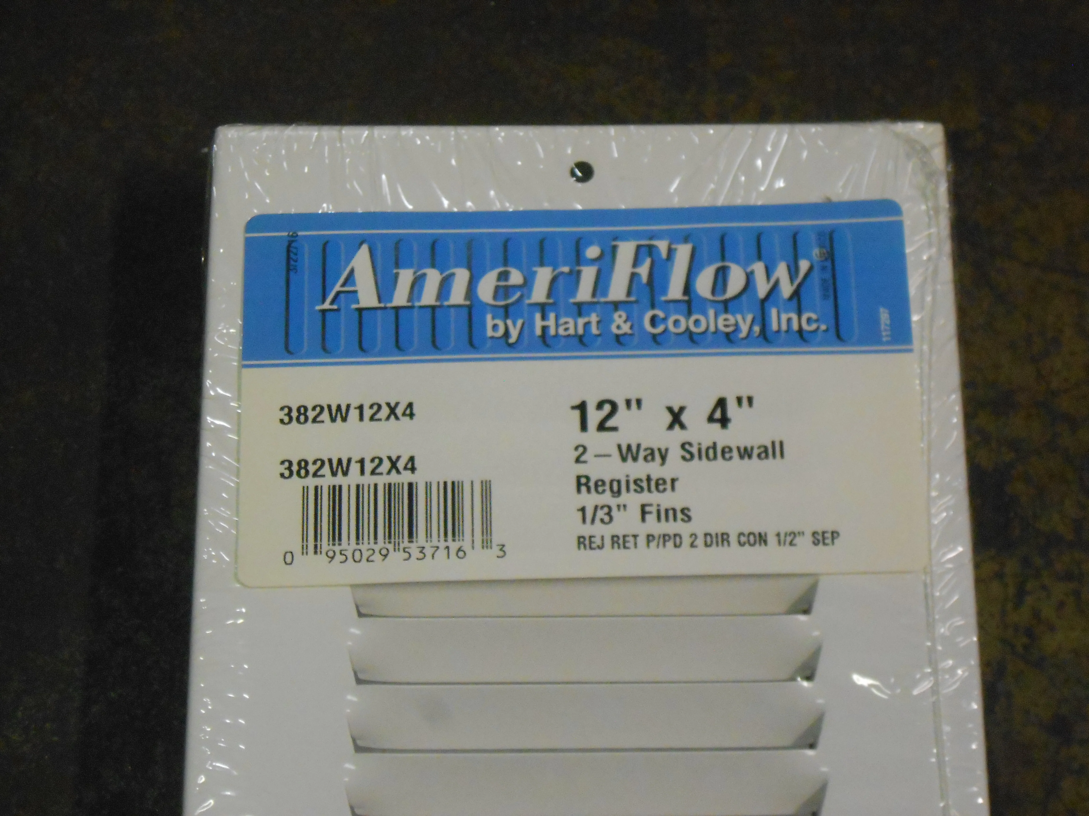 12" X 4" 2-WAY SIDEWALL REGISTER 1/3" FINS - Image 4