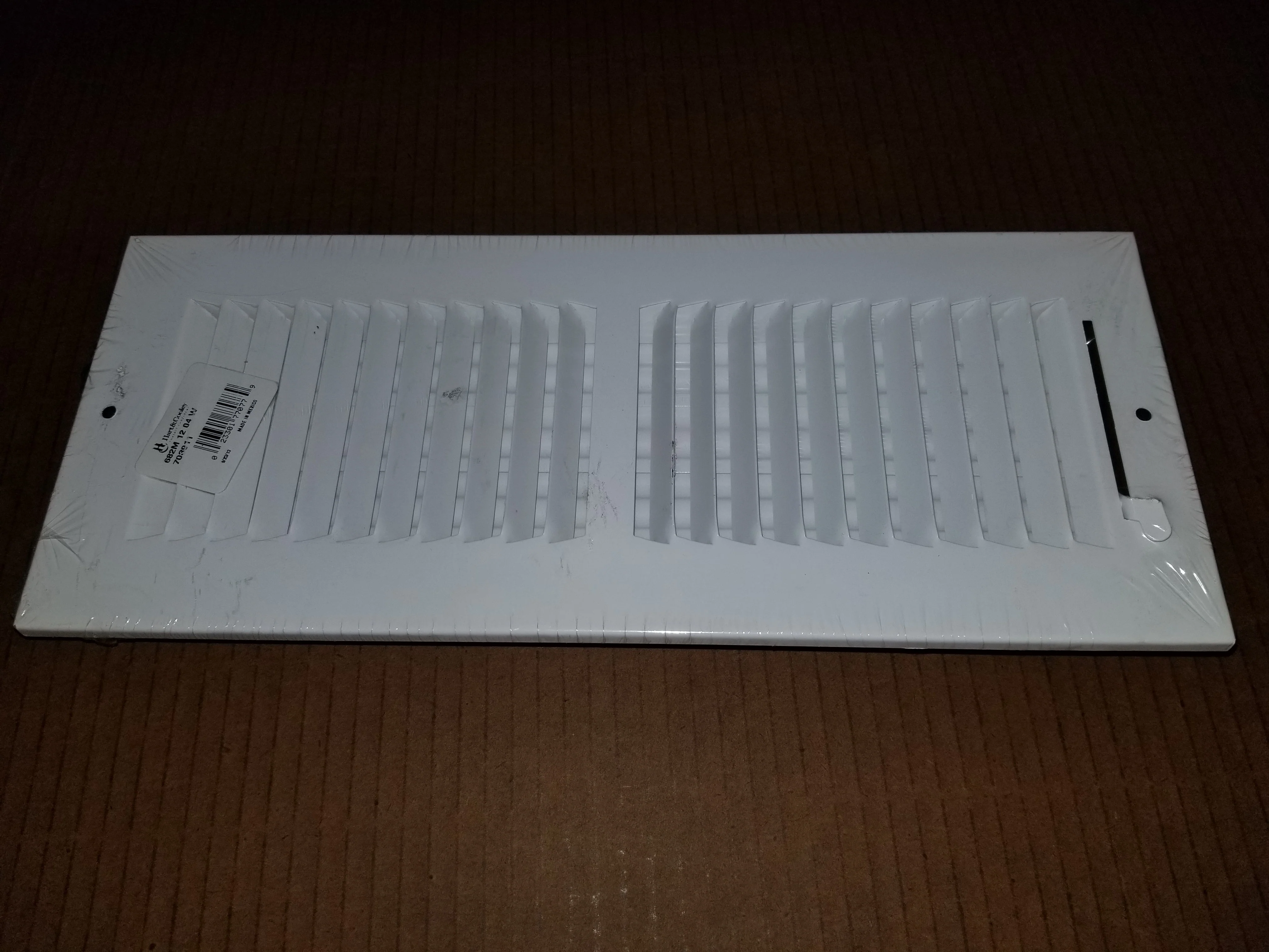 12" X 4" Steel 2-Way Curved Blade Sidewall Register w/Multi-Louver Damper