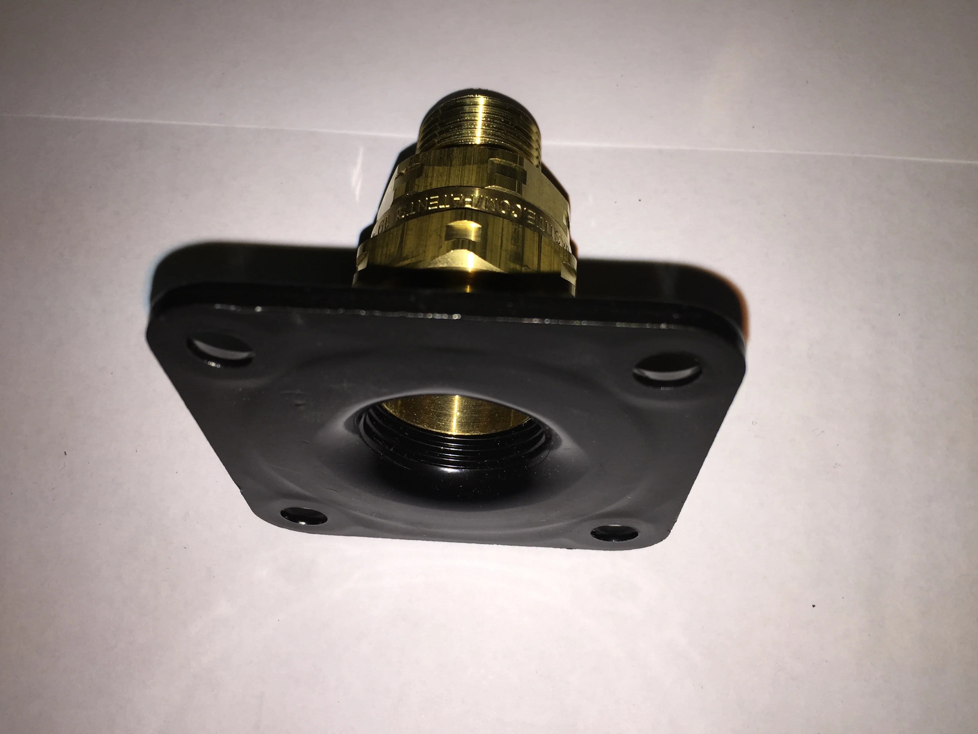 1/2" FLASHSHIELD FLANGE FITTING/TERMINATION FOR FLEXIBLE GAS PIPING - Image 2