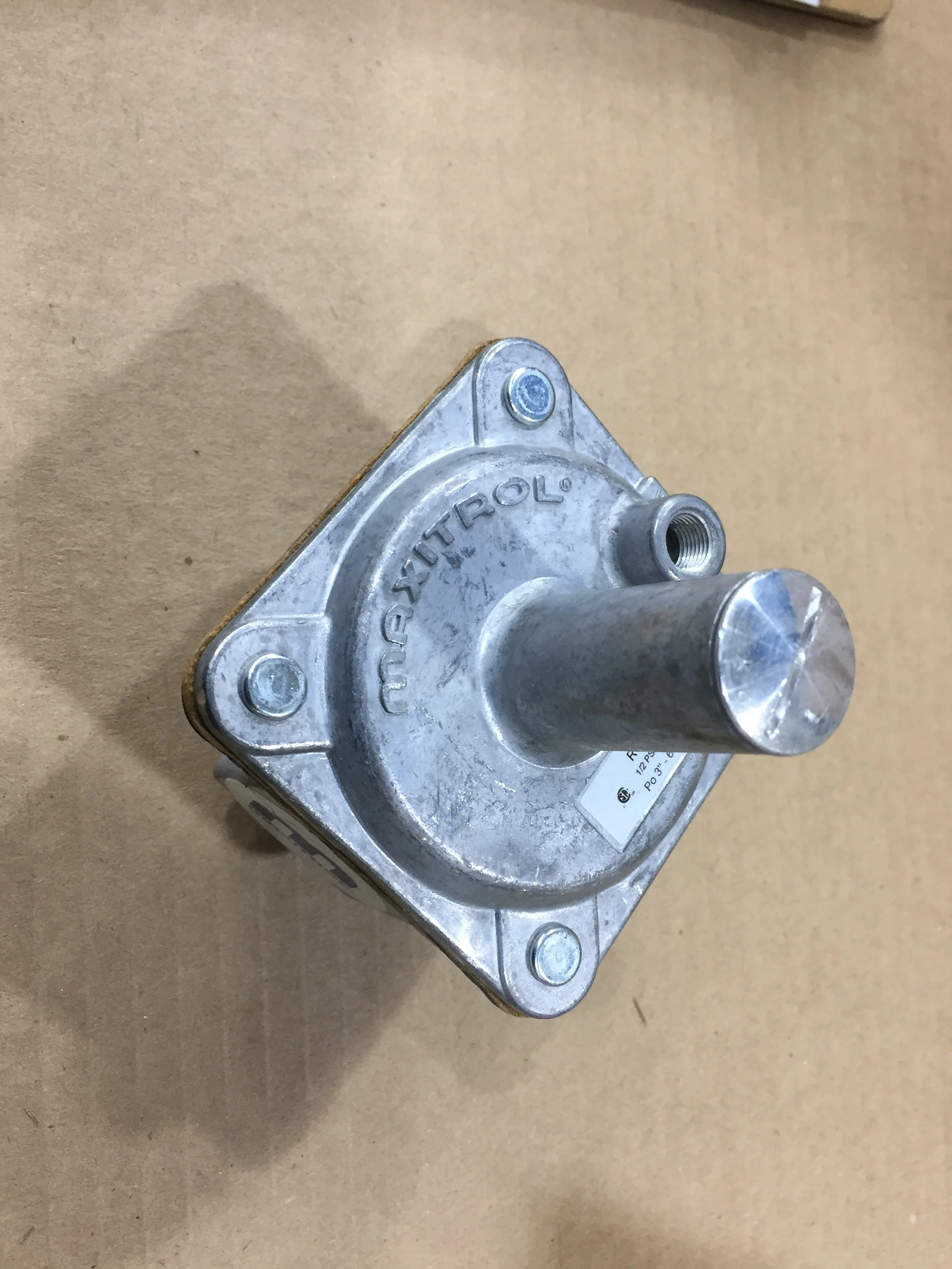1/2" Pressure Regulator with Leak Limit - Image 2