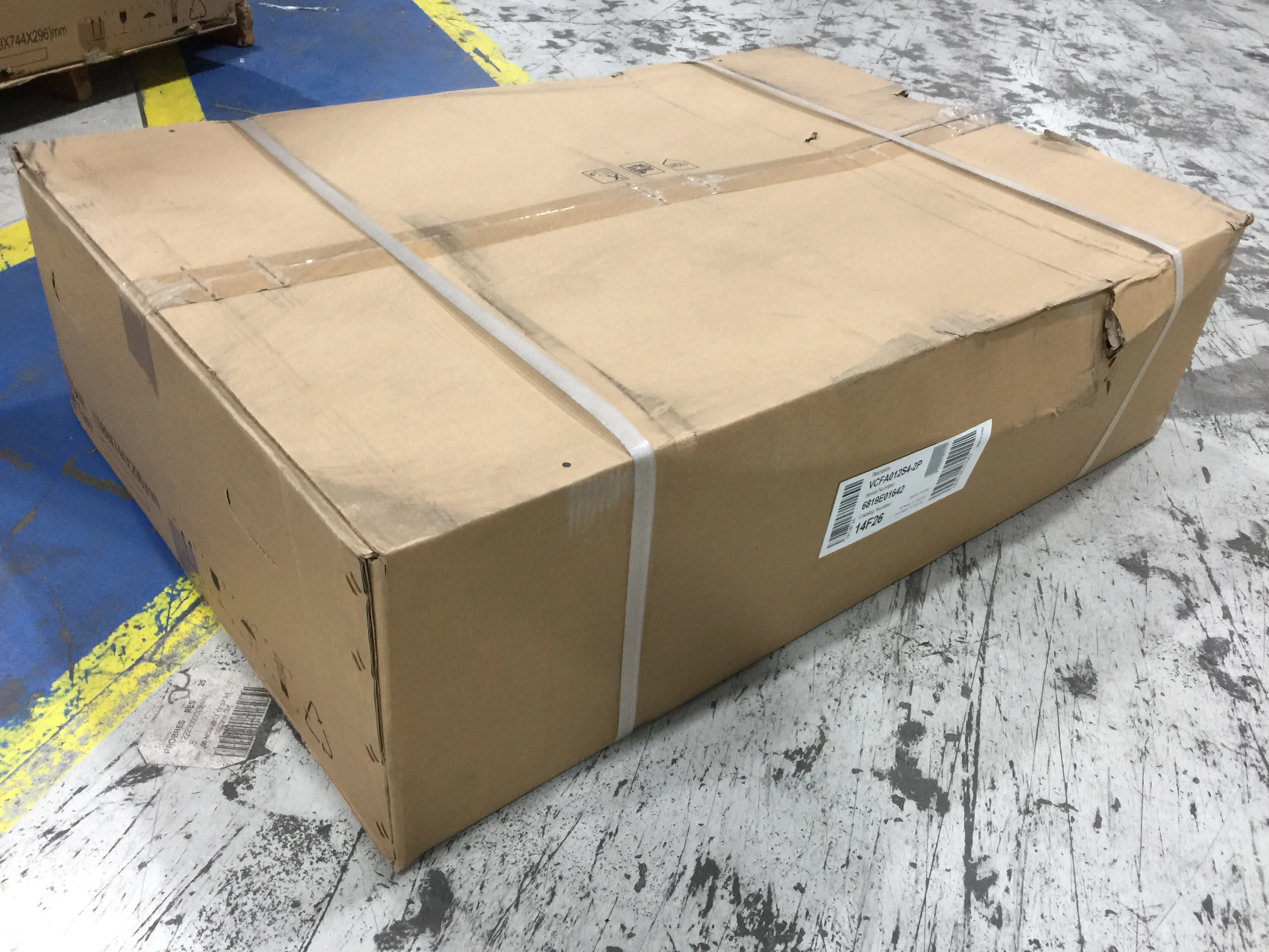12,000 BTU Floor/Ceiling Ductless Vrf" Heat Pump & Heat Recovery Indoor Unit; 208-230/60/1 - Image 13