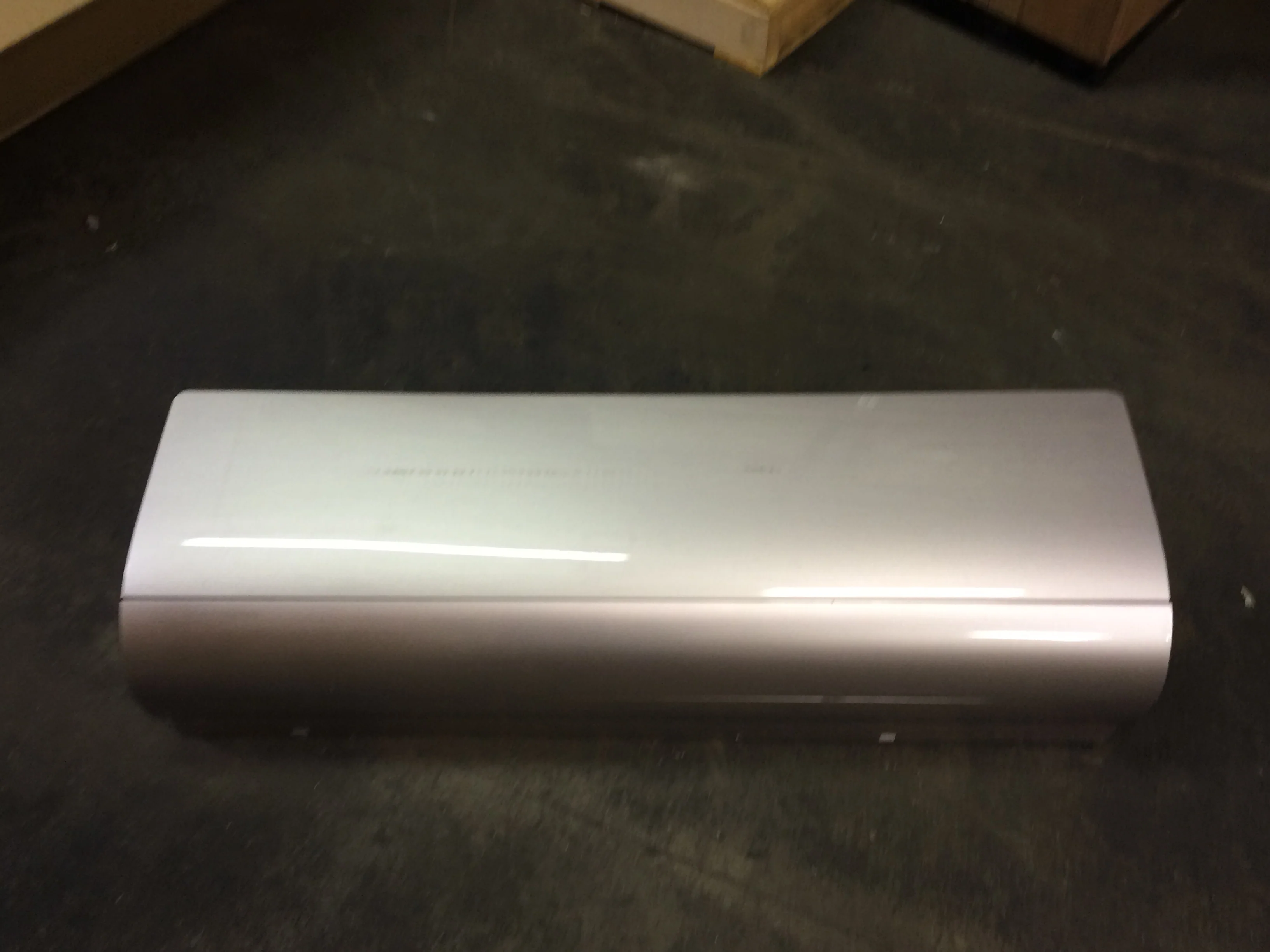 12,000 Btu Single Zone Wall Mounted Indoor Mini-Split Heat Pump Unit, 23 Seer 208-230/60/1 R-410A