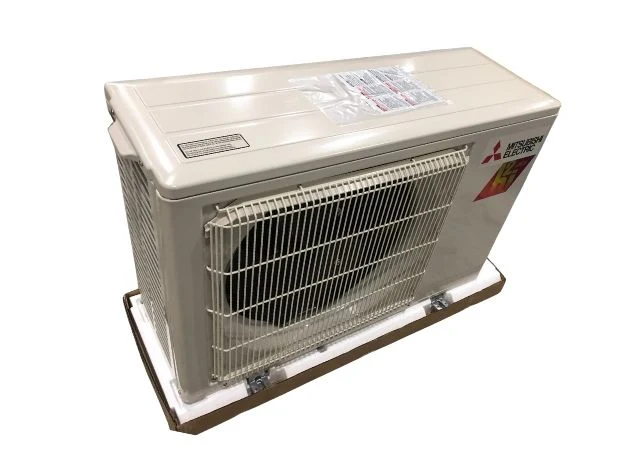 12,000 BTU Single-Zone Outdoor Mini-Split Heat Pump, 26 SEER 208-230/60/1 R-410A