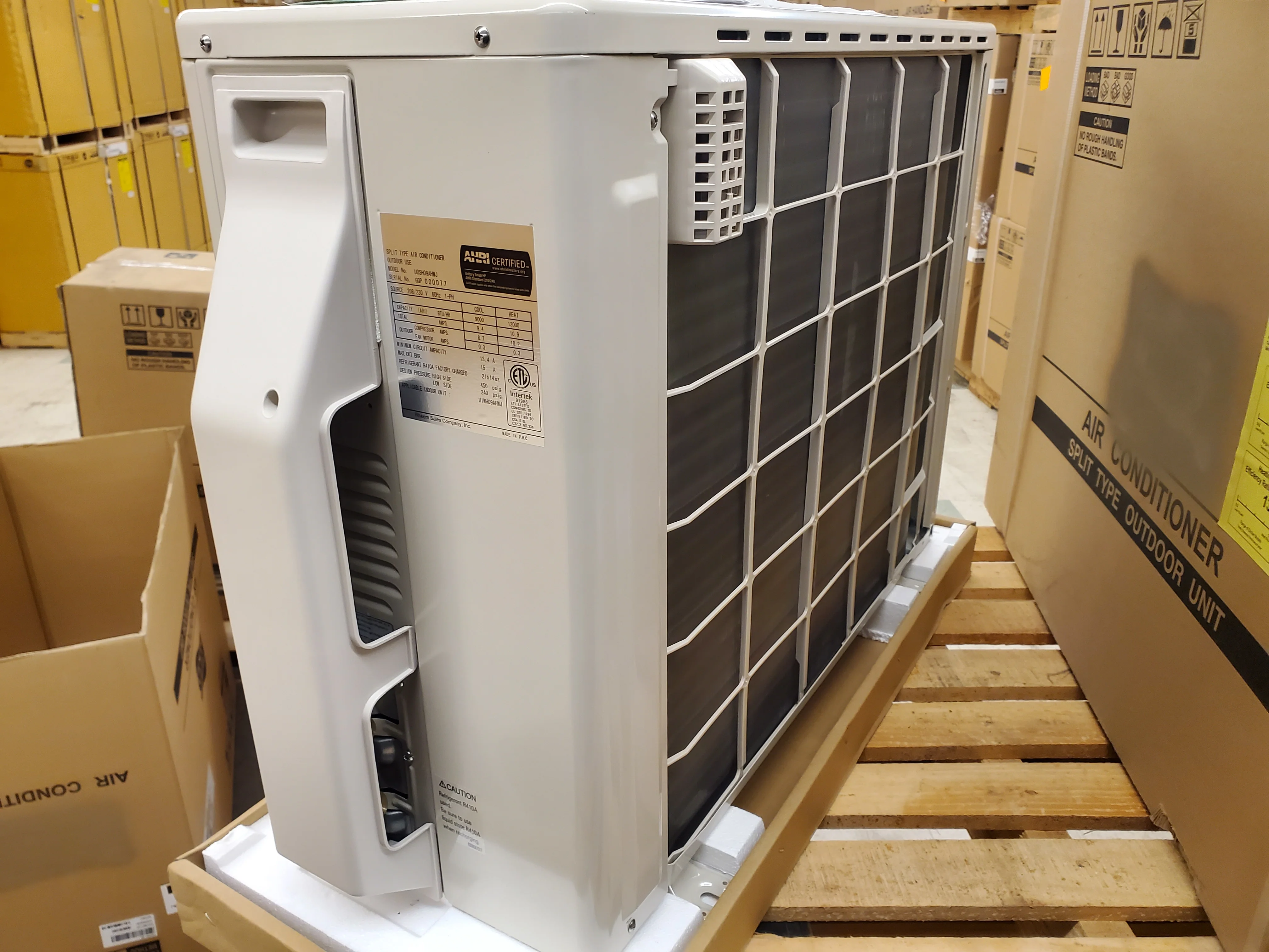 12,000 BTU Ultra Series Single-Zone Inverter Outdoor Mini-Split Heat Pump Unit - Image 4
