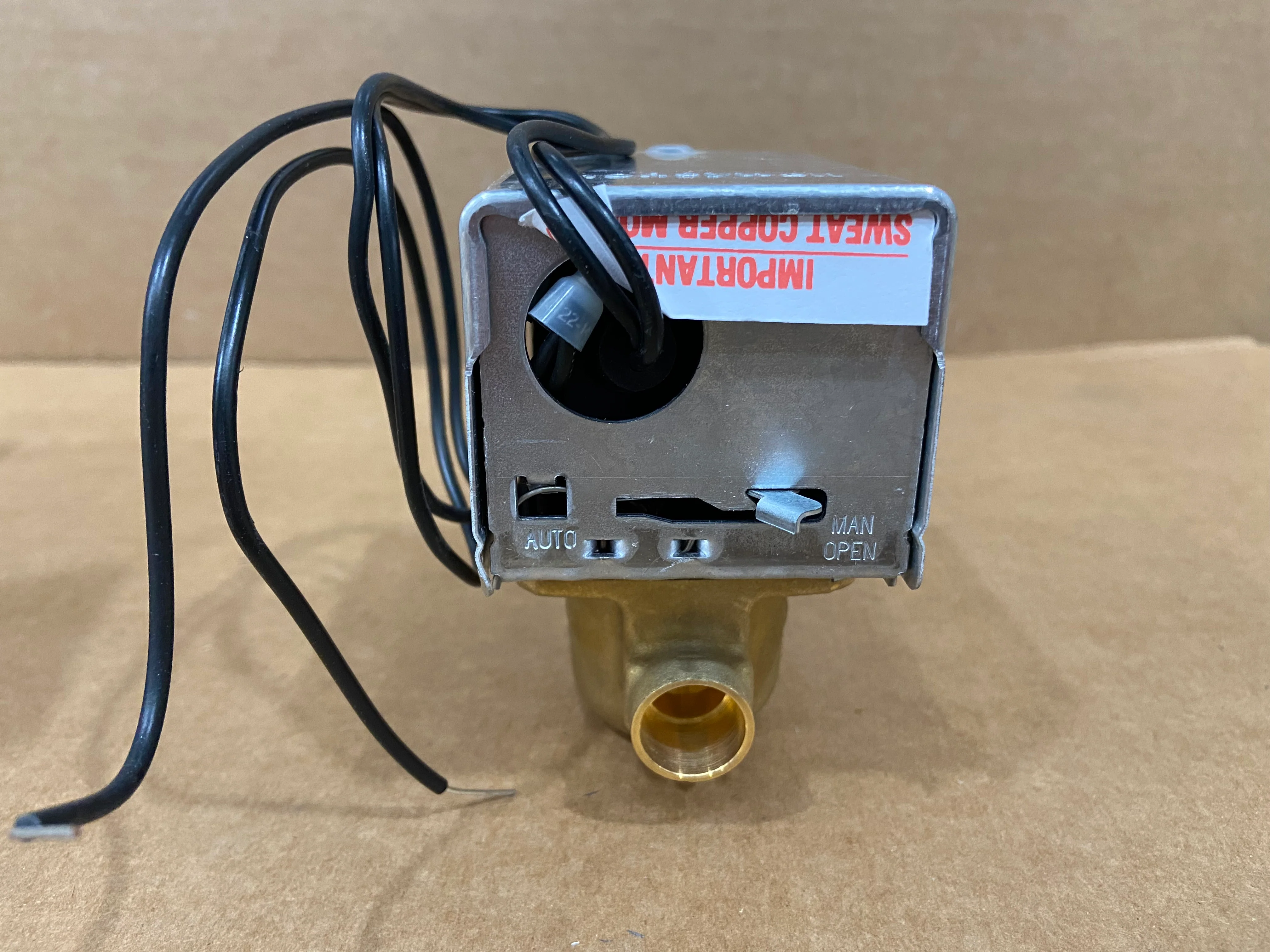 120V Motorized Zone Valve 2-Way Hot Water Only .08Amp 50-60 Hz - Image 3