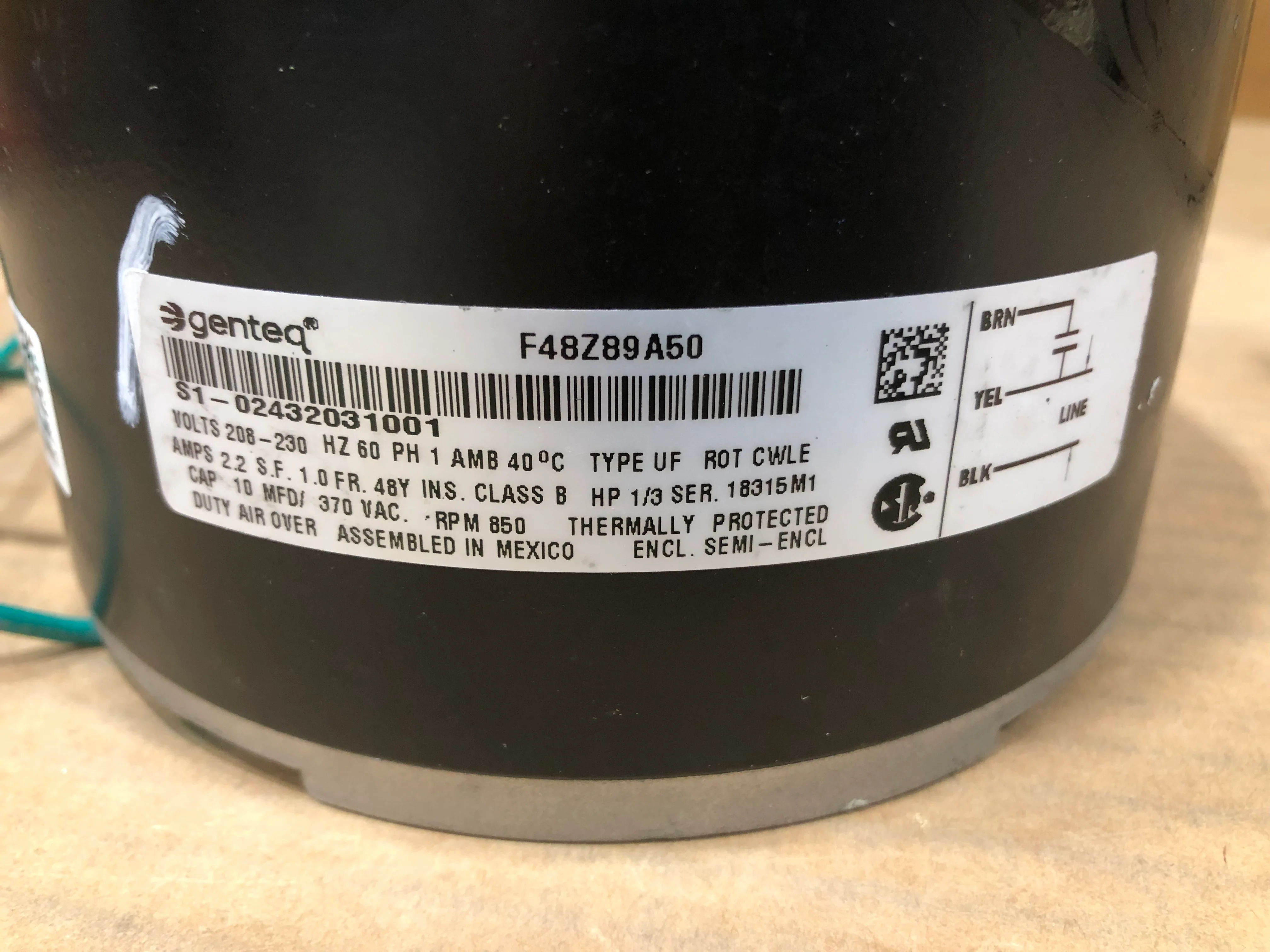 1/3 HP Condenser Fan Motor With Rain Shield And Terminal Block 208-230/60/1 850 RPM 1 Speed - Image 3
