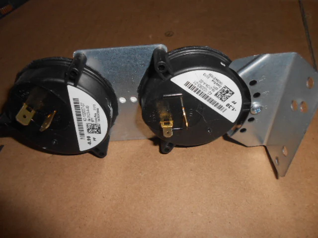 '-1.30 PF & -0.99 PF Dual Pressure Switch - Image 2