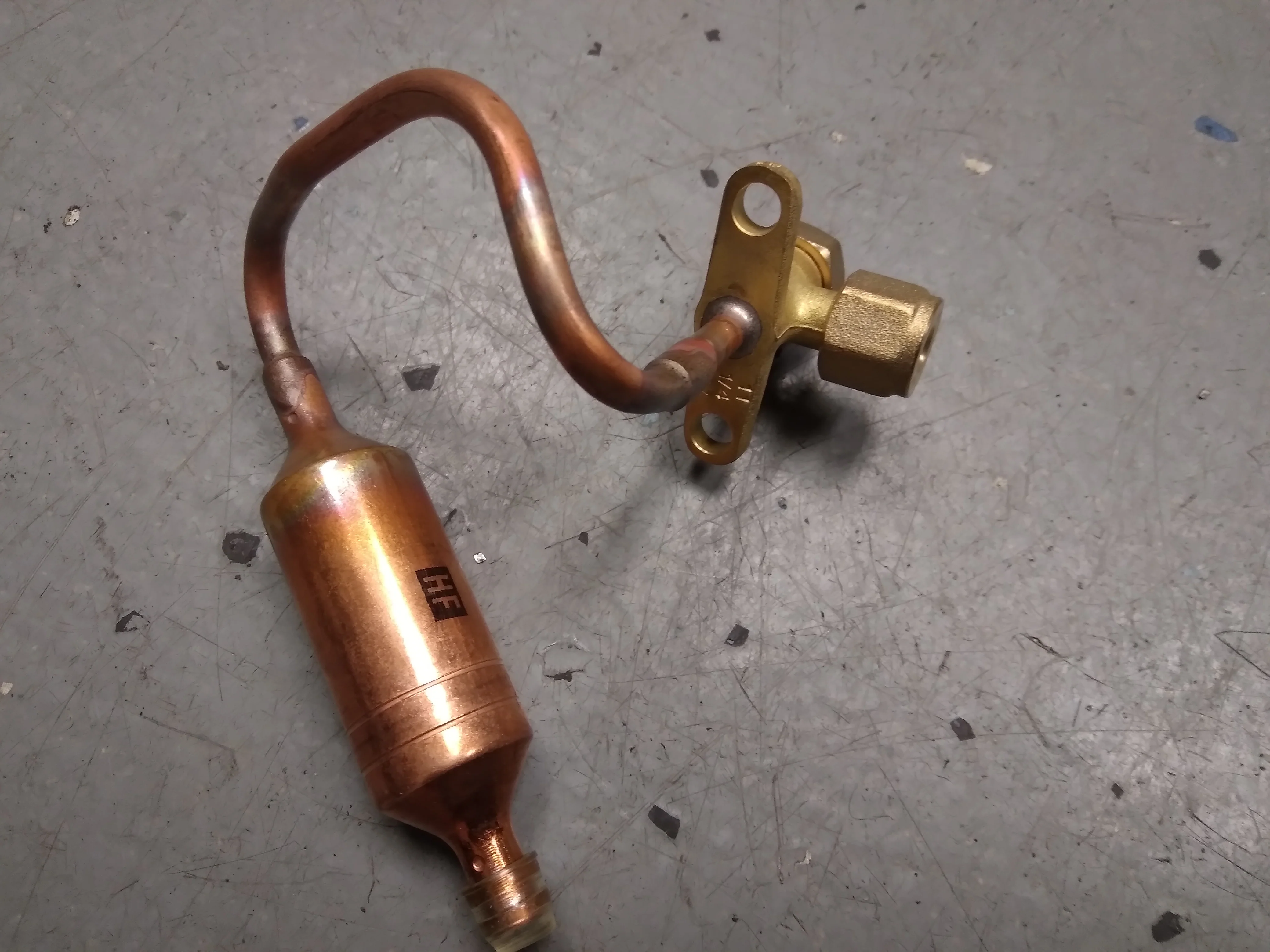 1/4"Flare X 1/4" Sweat Vapor Service Valve - Image 6