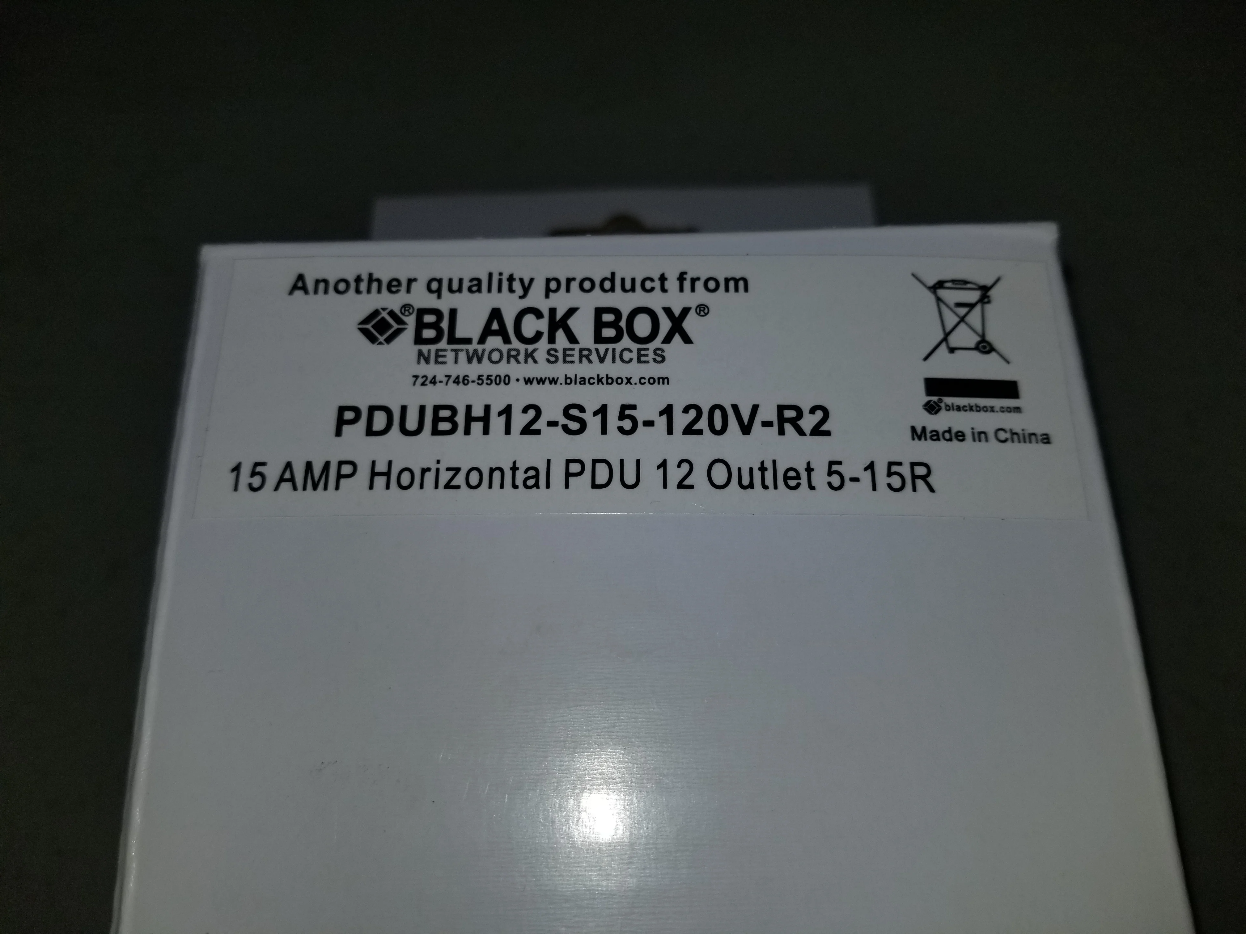 15 Amp Horizontal Pdu 12 Outlet 5-15R - Image 3