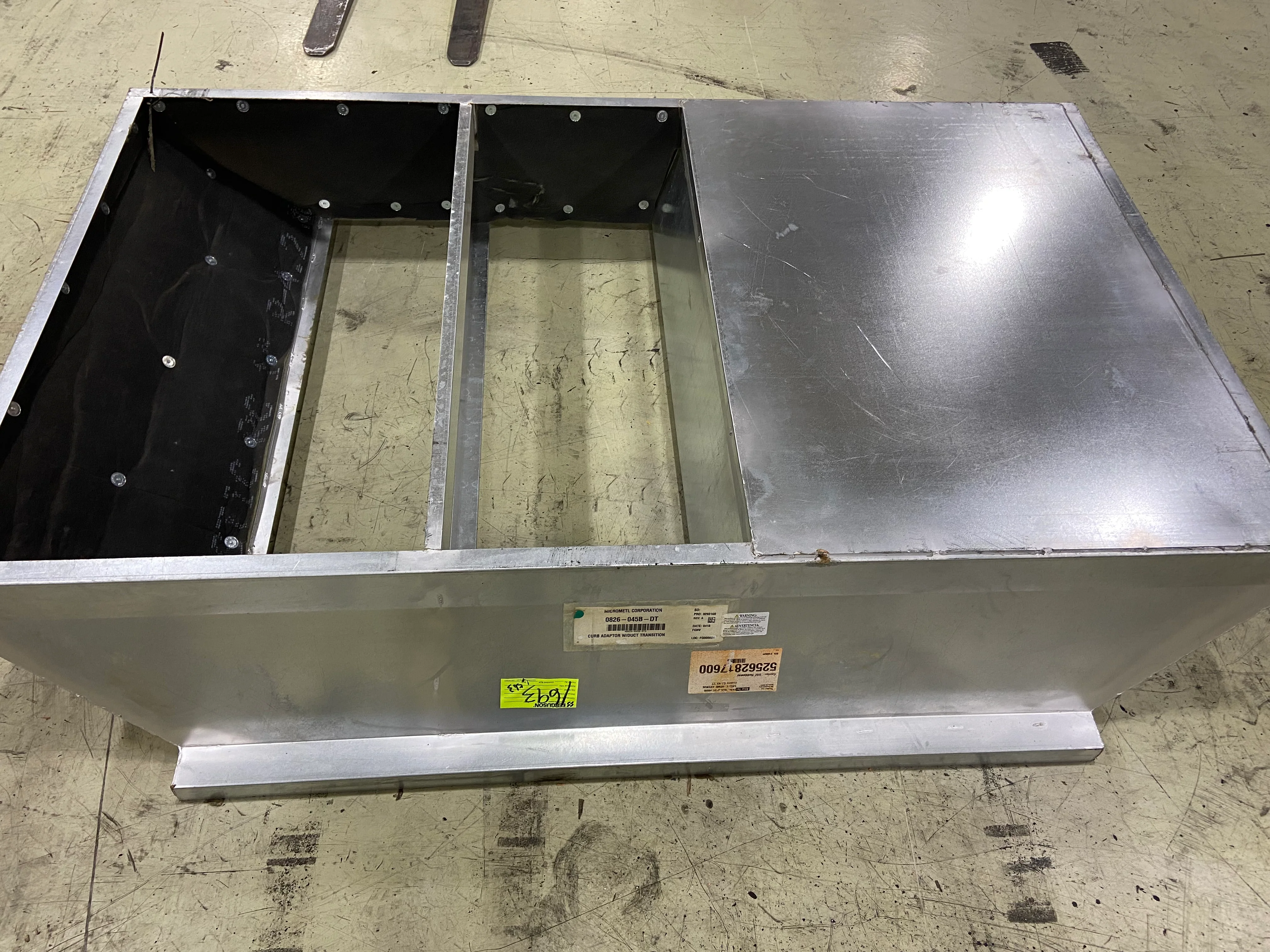 15" High Roof Curb Adapter with Duct Transition - Image 4