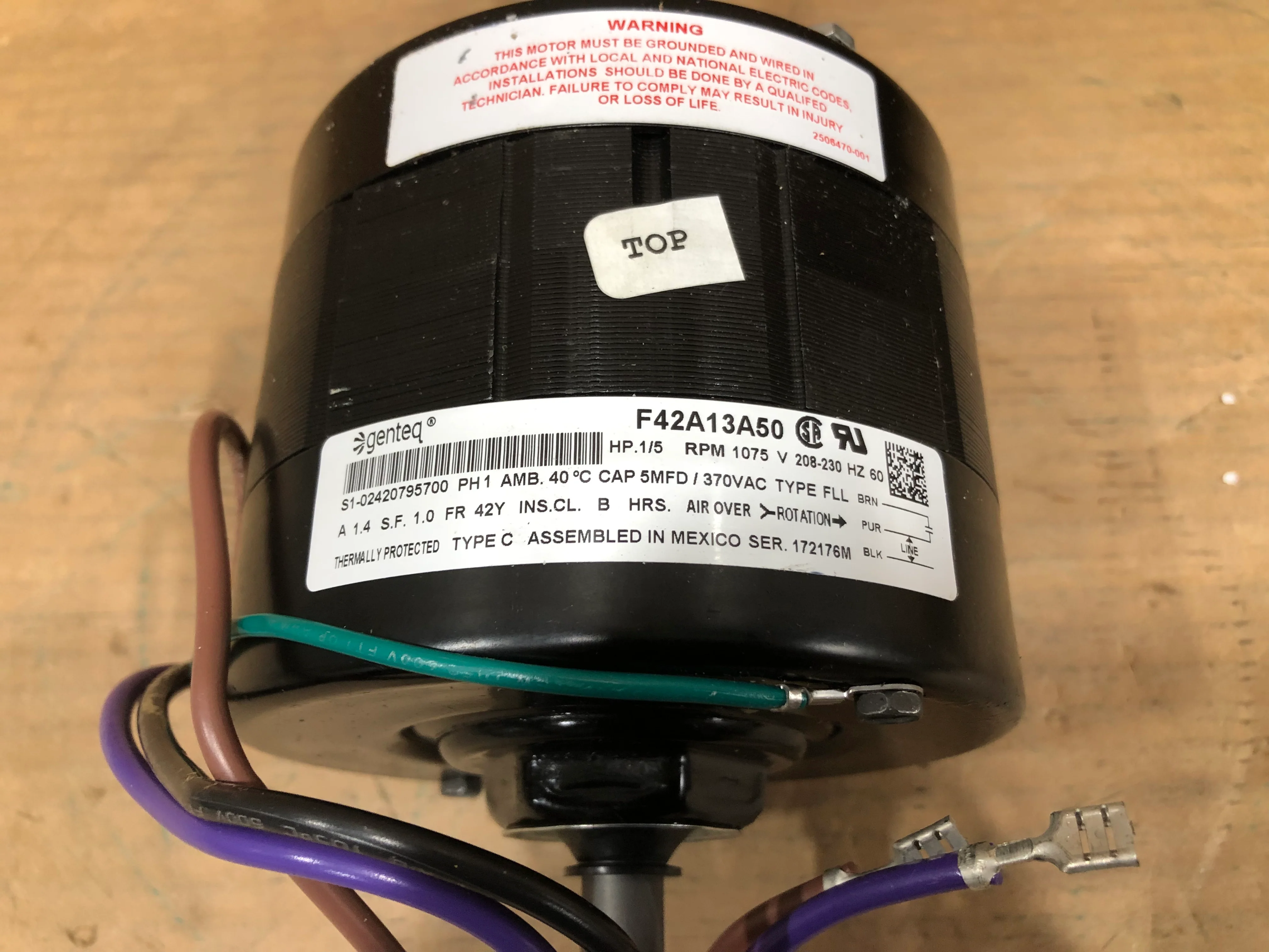1/5 HP Dual Shaft PSC Condenser Fan Motor 208-230/60/1 1075 RPM 1 Speed - Image 4