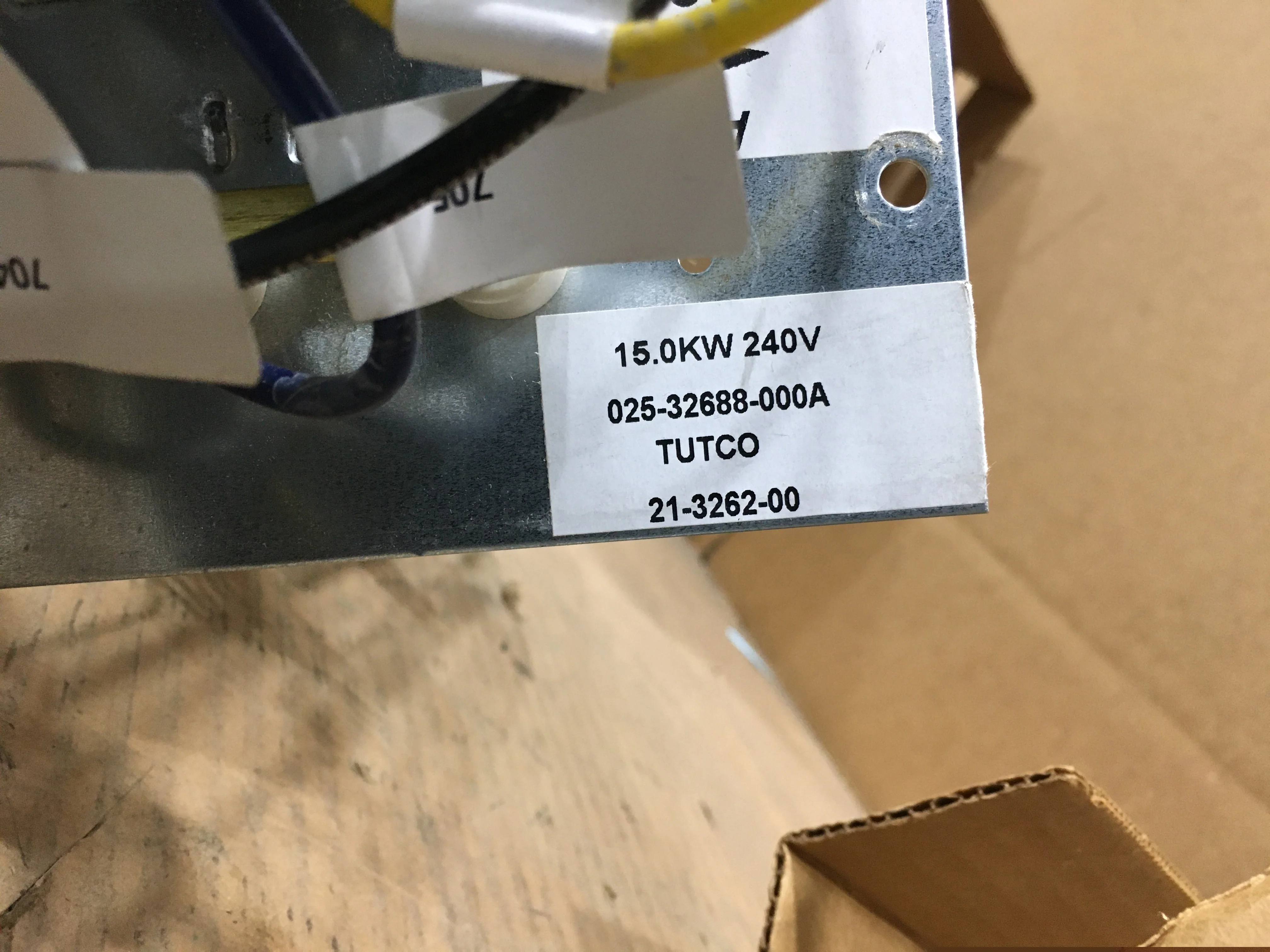 15 KW ELECTRIC HEAT KIT W/ FUSES; 240/60/3 - Image 3
