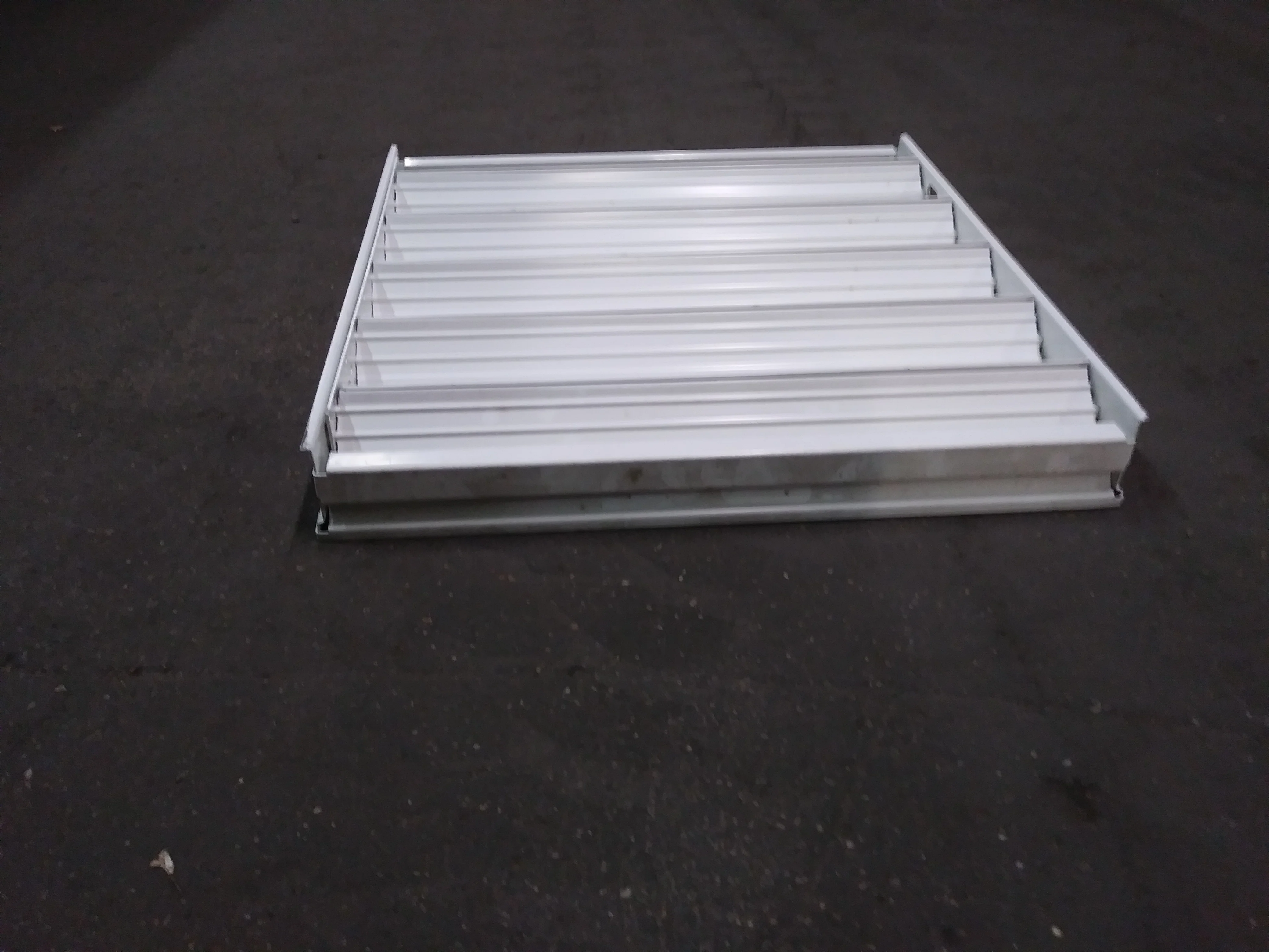 15" X 15" Steel/White Opposed Blade Damper - Image 3