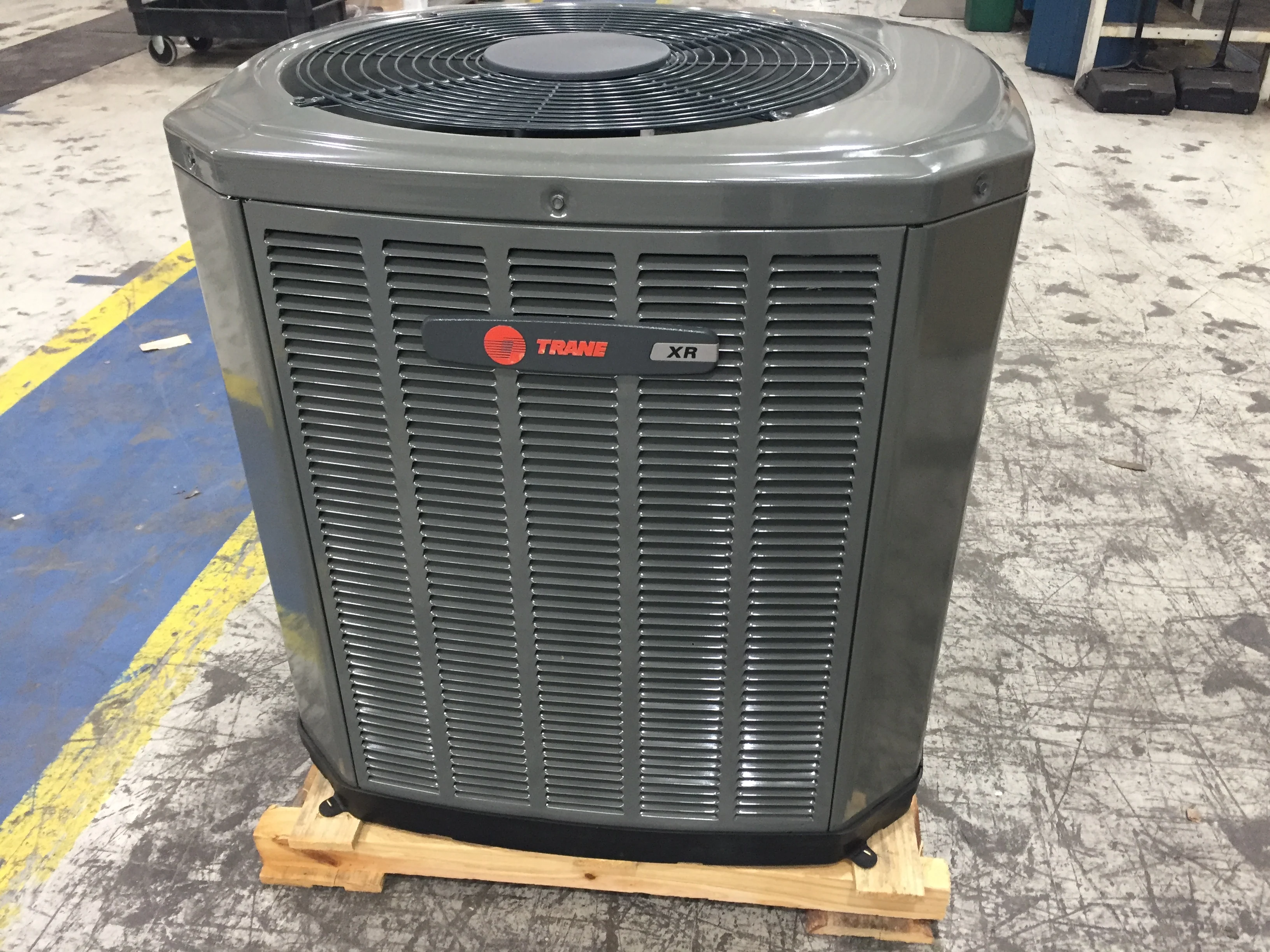 1.5 Ton Xr 14" Series Split-System Air Conditioner 14 Seer 208-230/60/1 R-410A" - Image 2