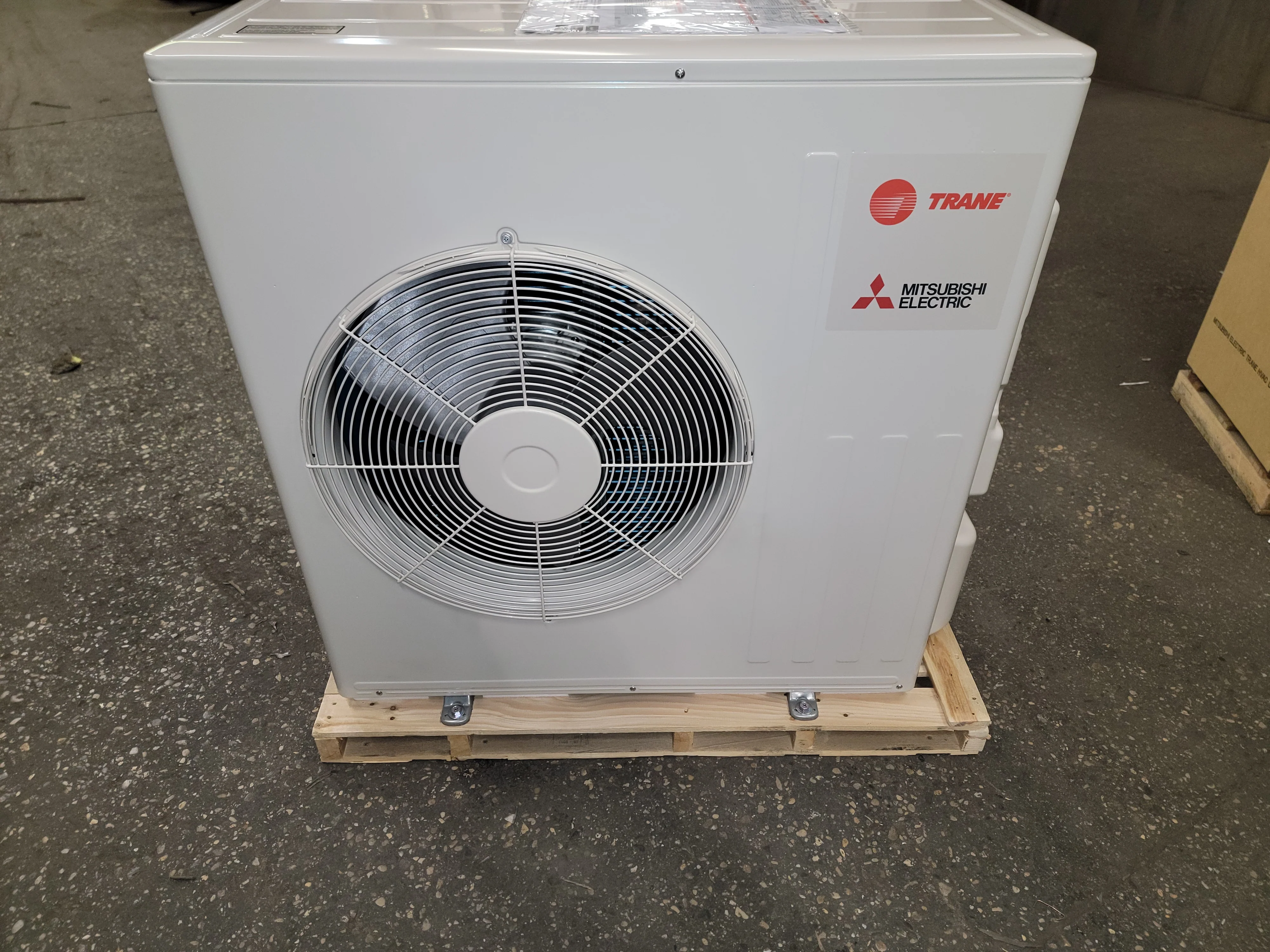 15,000 BTU Single-Zone Inverter OD Heat Pump Mini Split , 18 SEER 208-230/60/1 R-410A - Image 2
