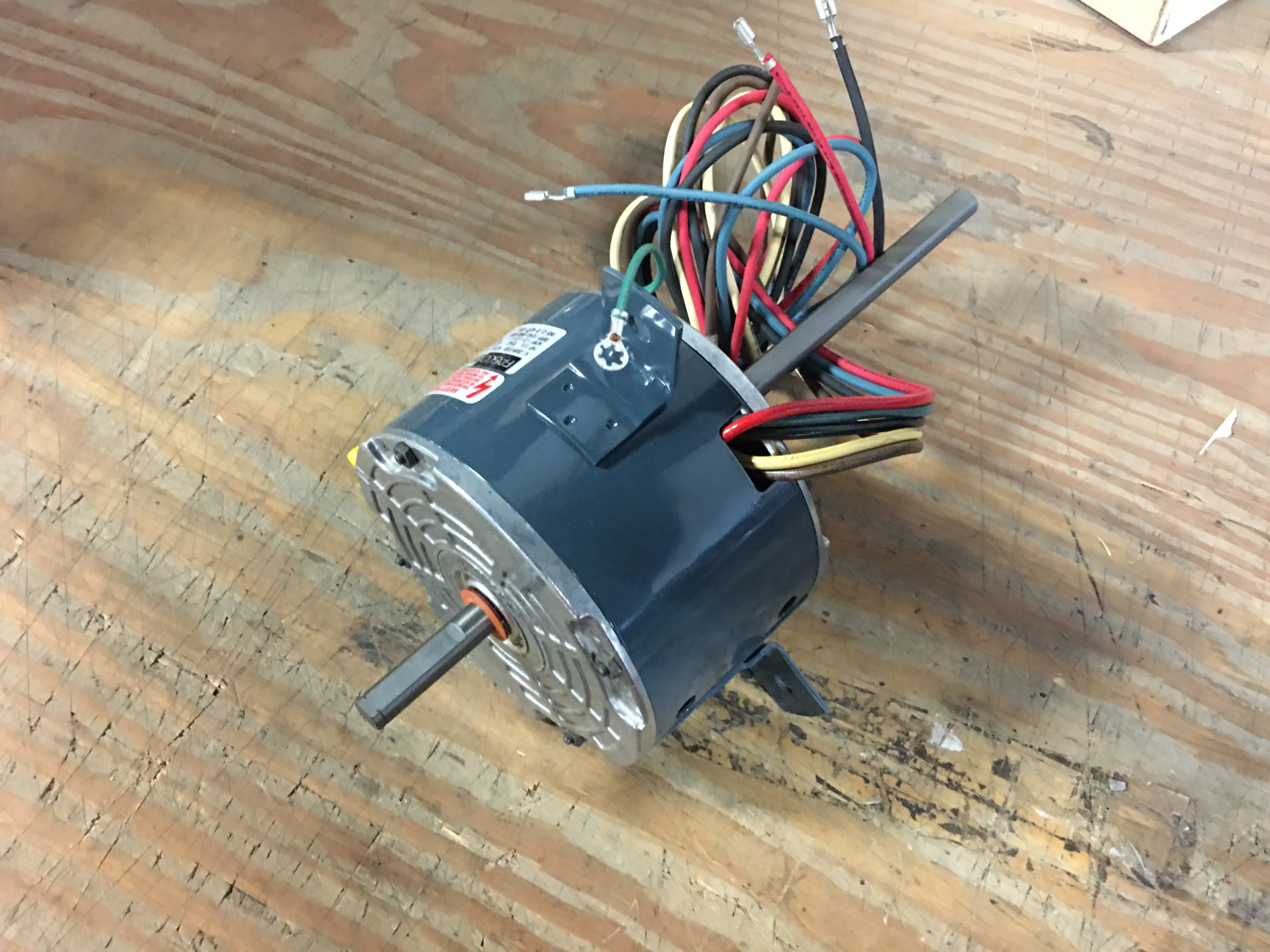 1/6 HP Permanet Split Capacitor Double Shaft Motor 208/230/60/1 3 Speed - Image 4