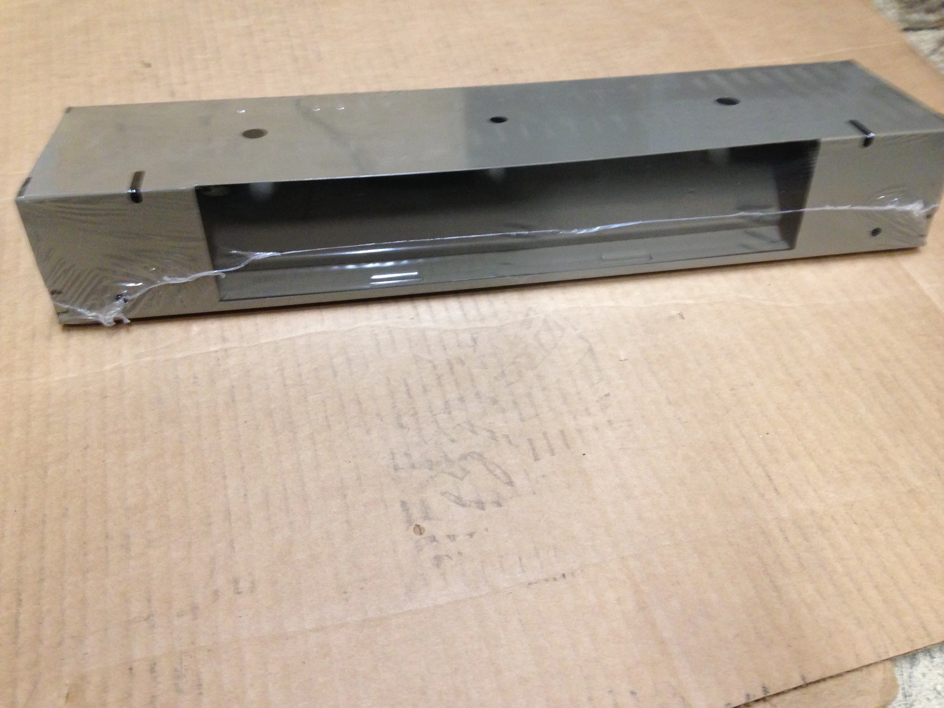 18" STEEL BASEBOARD REGISTER, BROWN - Image 7