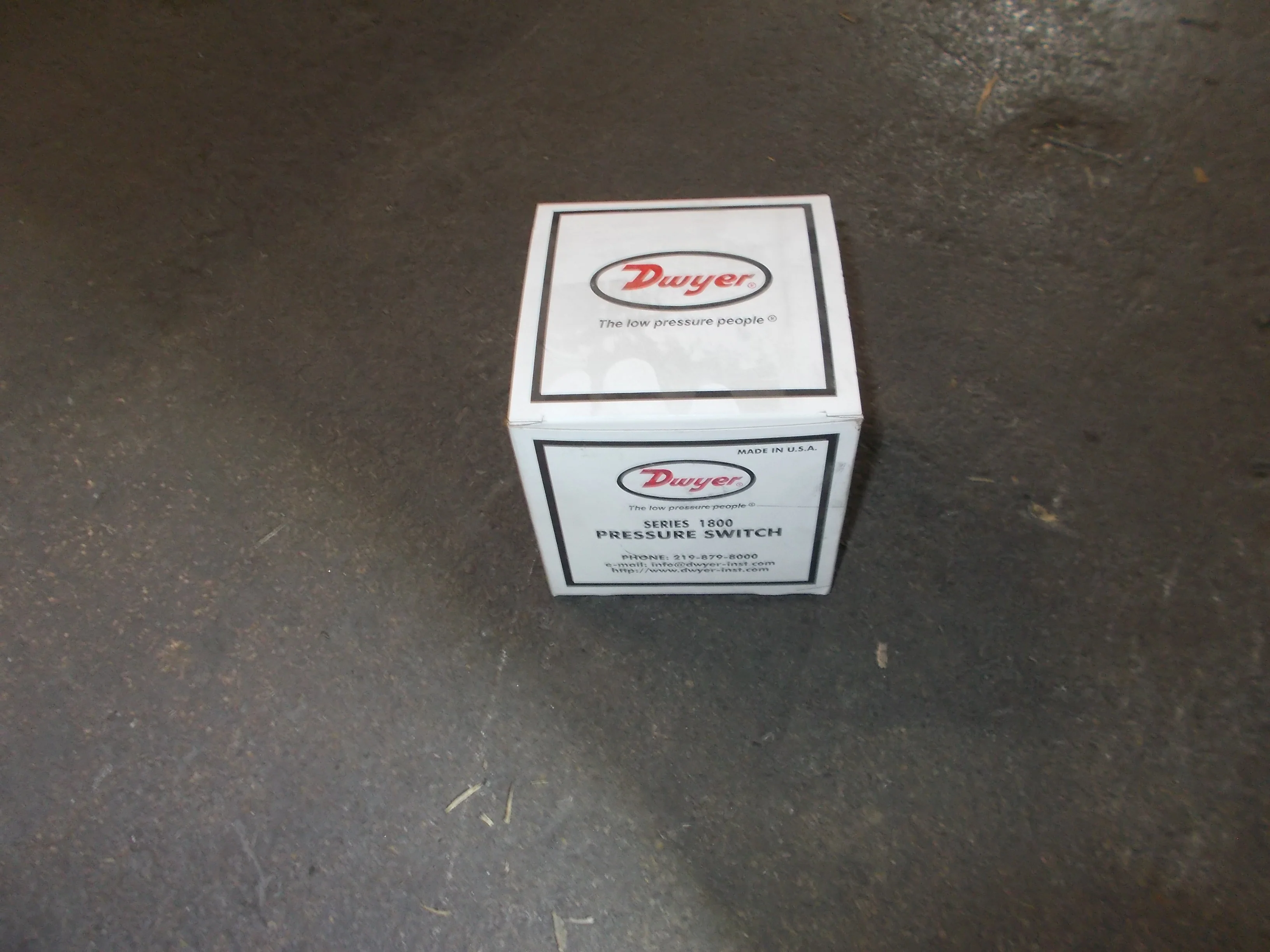 1800 Series Low Differential Pressure Switch, 120-125-250-480VAC/60 0.15"-0.5" W.C. - Image 6