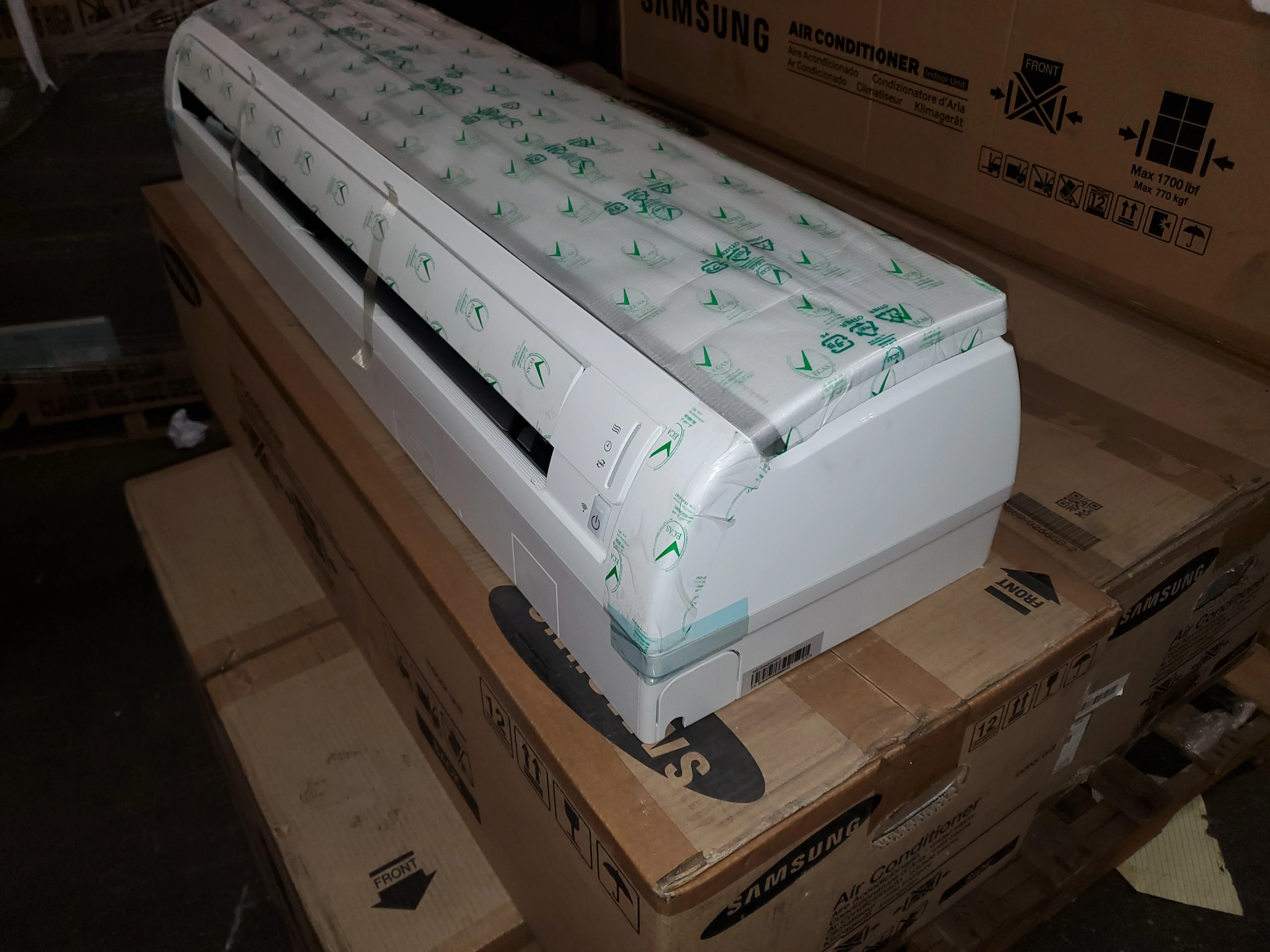 18,000 BTU Dvm S Series Single Zone Indoor Mini-Split Heat Pump - Image 3