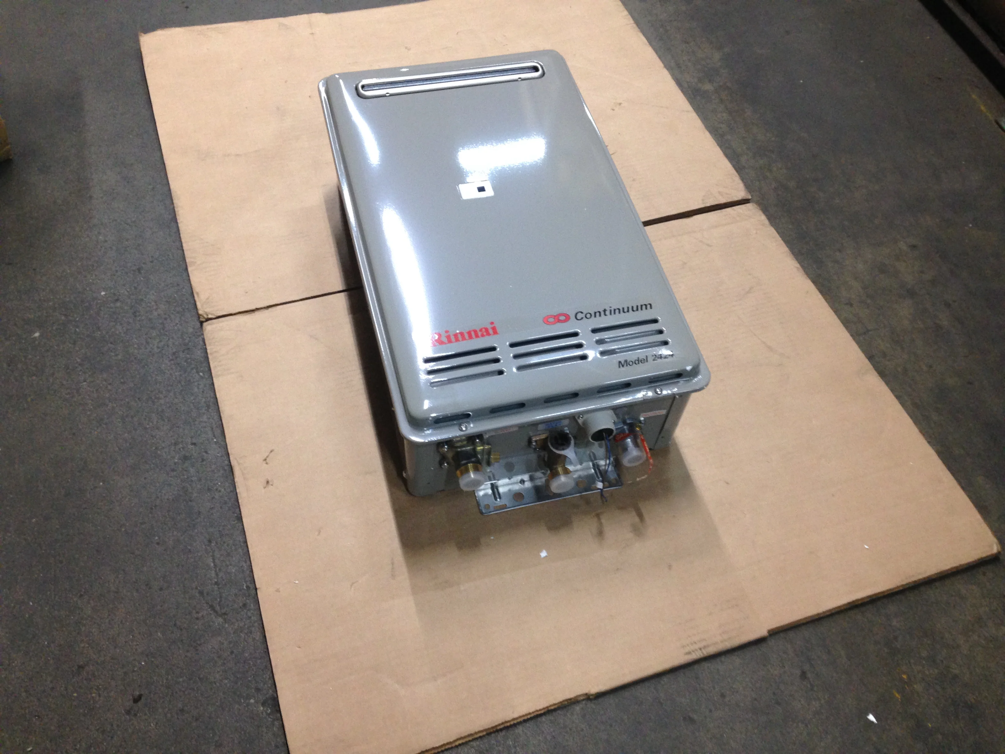 180,000 Btu Continuum" Outdoor Commercial Continuous Flow LP Water Heater