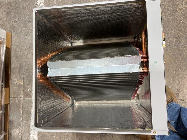 2.5 Ton AC/HP Upflow Cased 'A' Coil; R22, R410A, CFM: 1600 - Image 2