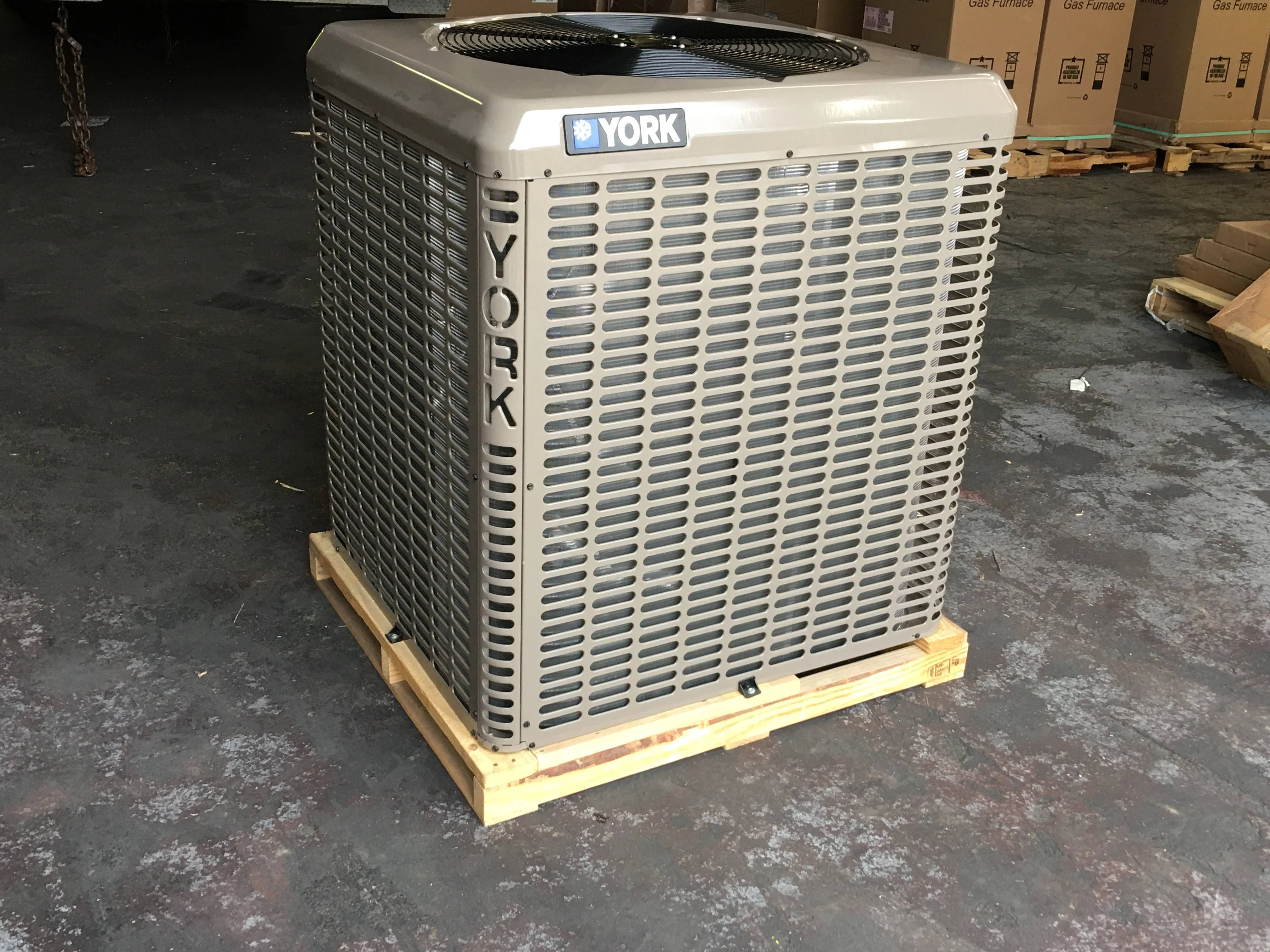 2.5 Ton Split-System Heat Pump; 208-230/60/1 16 Seer R-410A - Image 3