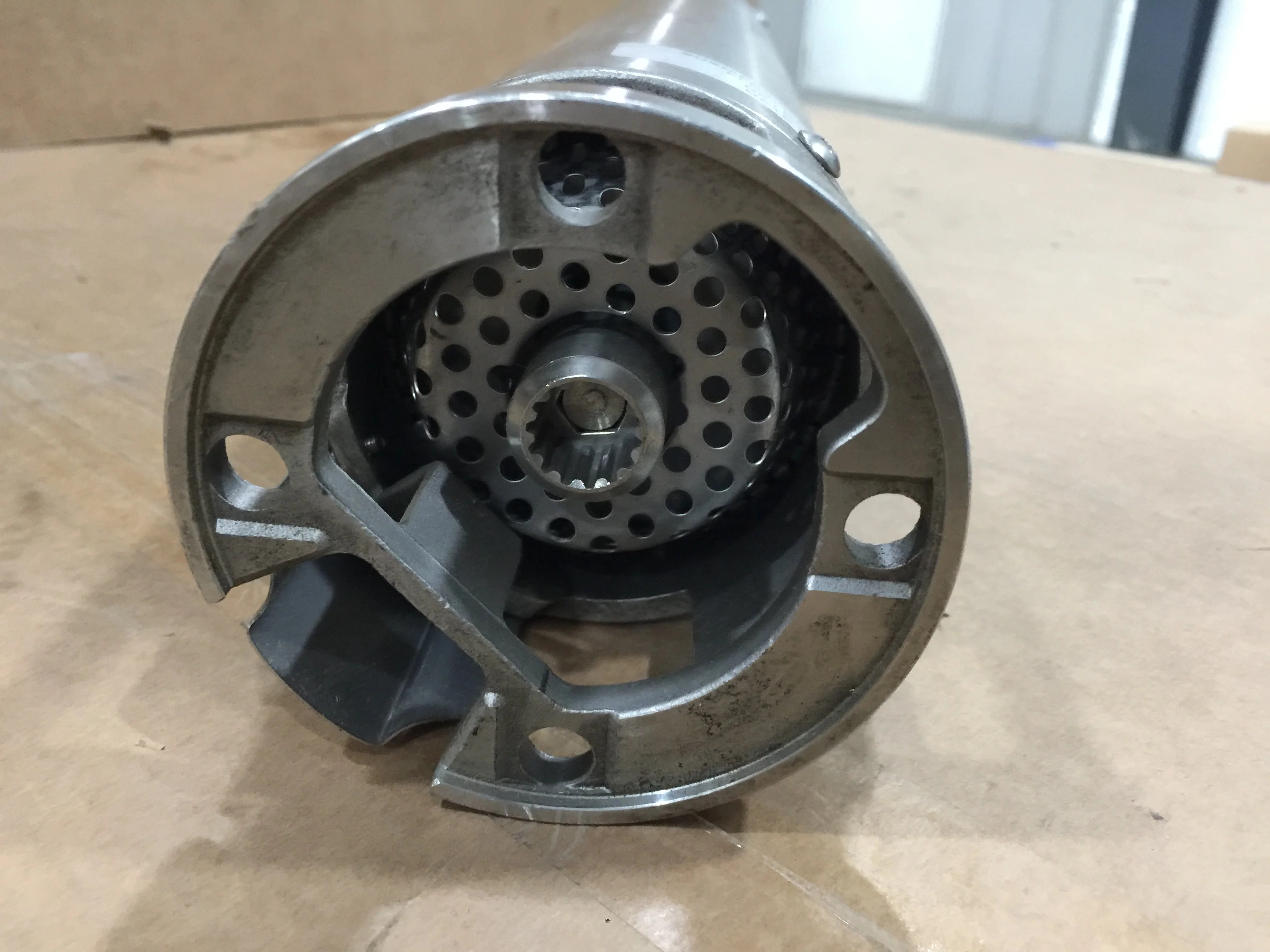 2 HP Pro Series Submersible Booster Pump; 10 GPM - Image 6