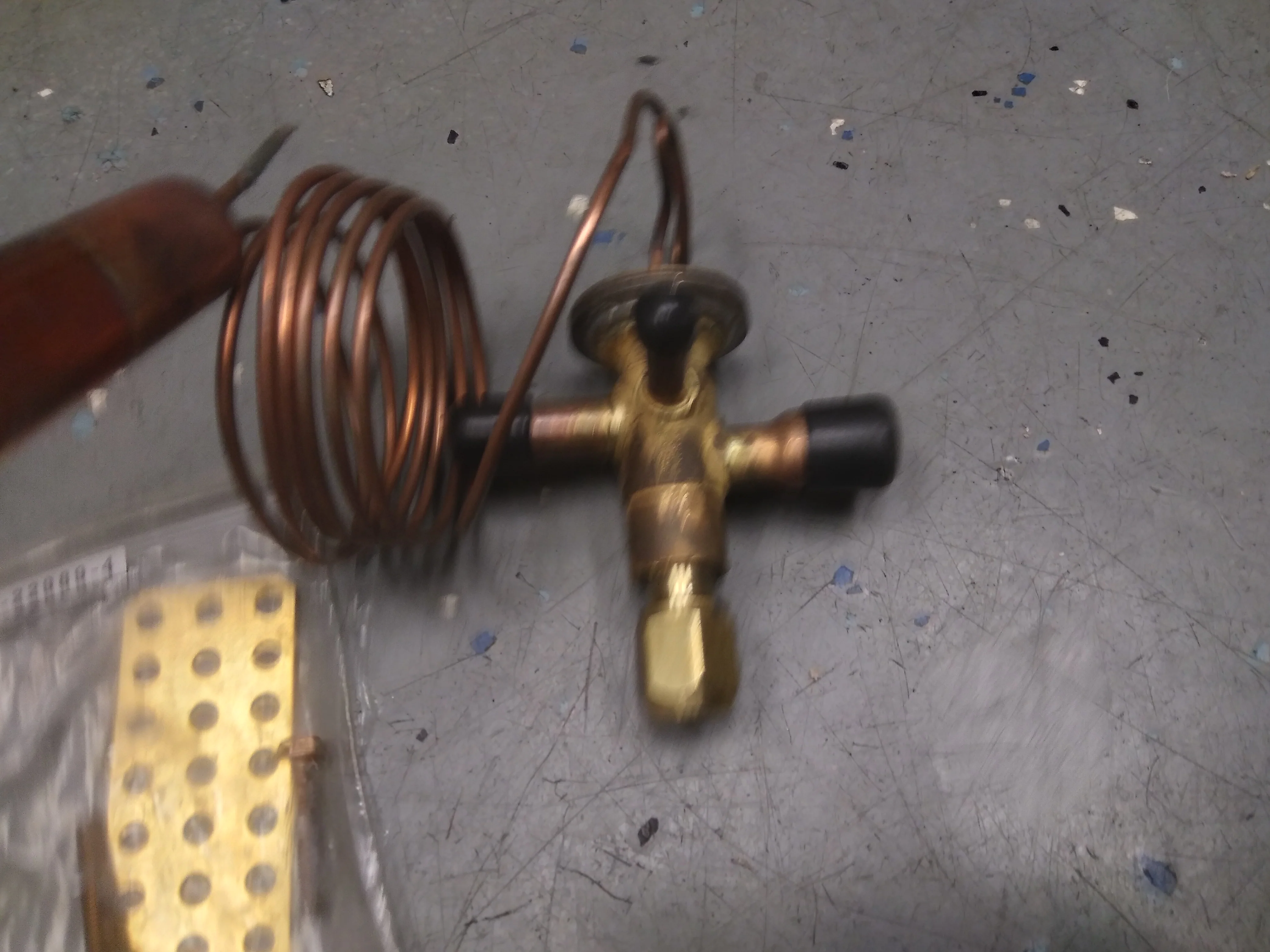 2 Ton ODF Thermostatic Expansion Valve w/5" Capillary R-410A - Image 3