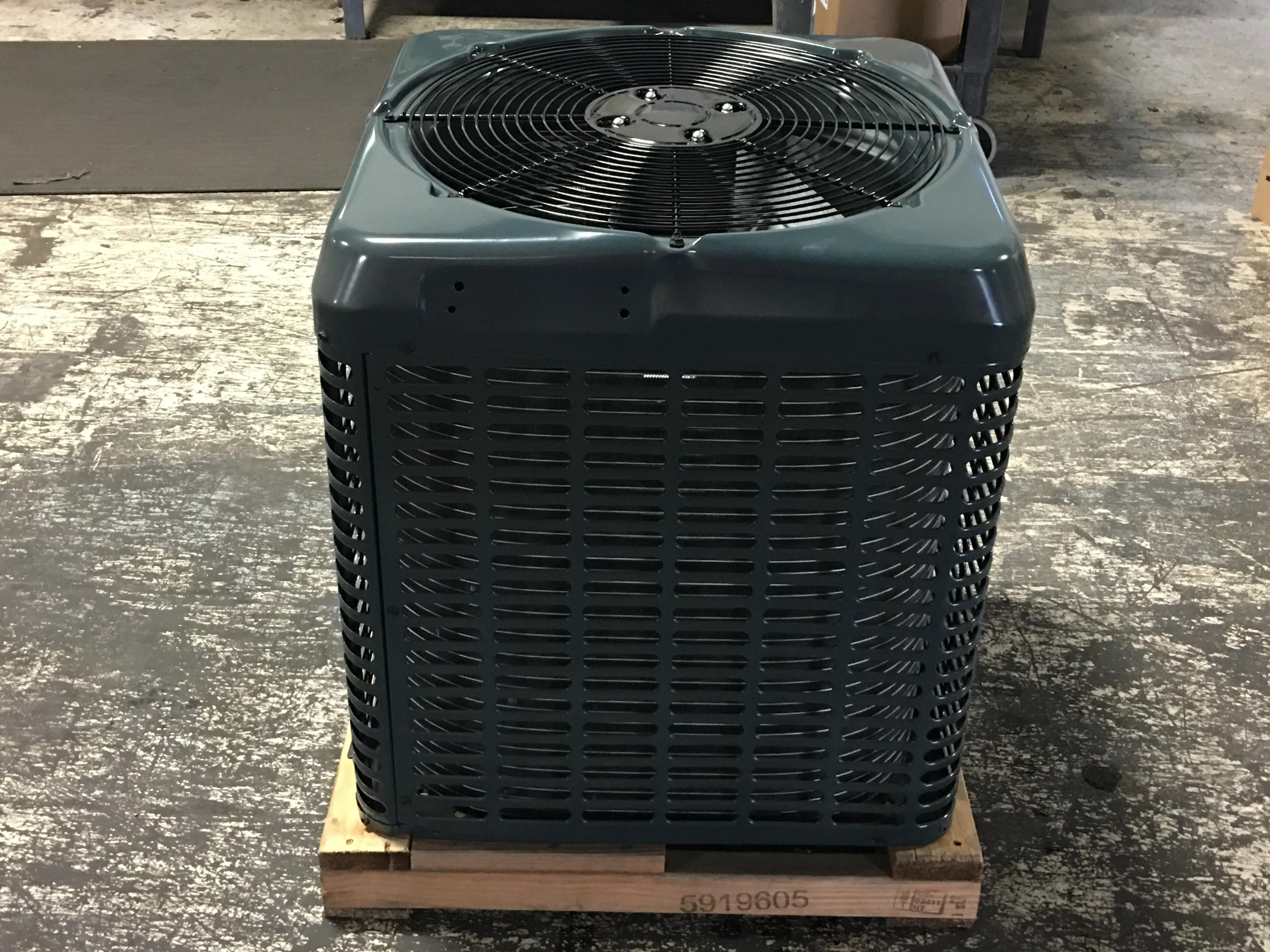 2 TON SPLIT SYSTEM AIR CONDITIONER, 13 SEER 208-230/60/1 R-410A - Image 2
